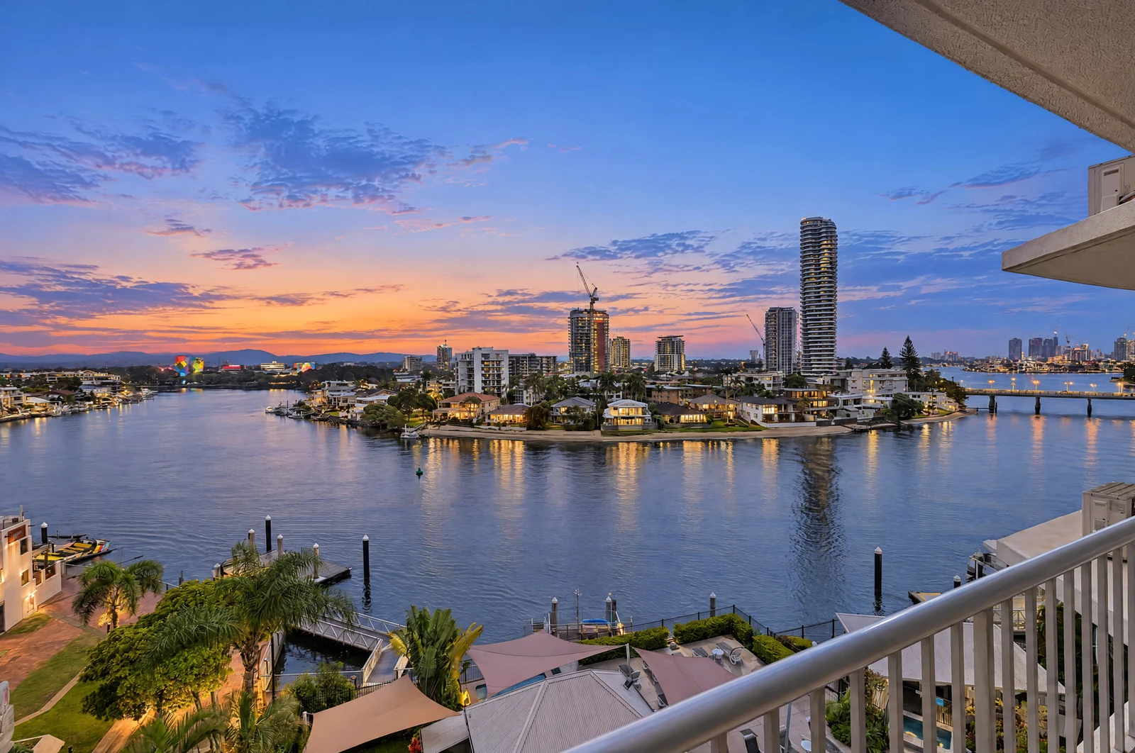 32/63 Cavill Avenue, Surfers Paradise, QLD 4217