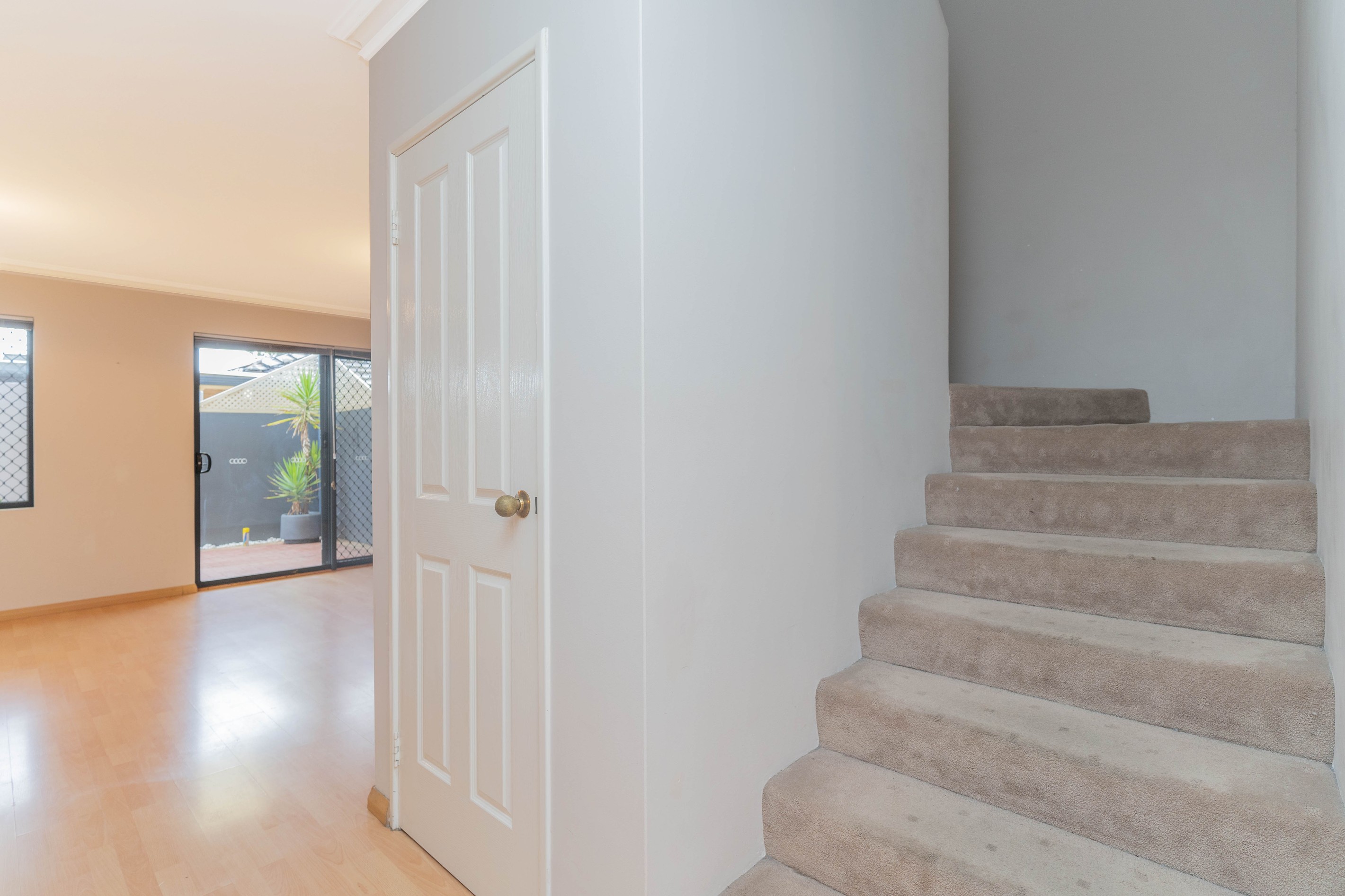 5/37 Ravenswood Drive, Nollamara, WA 6061