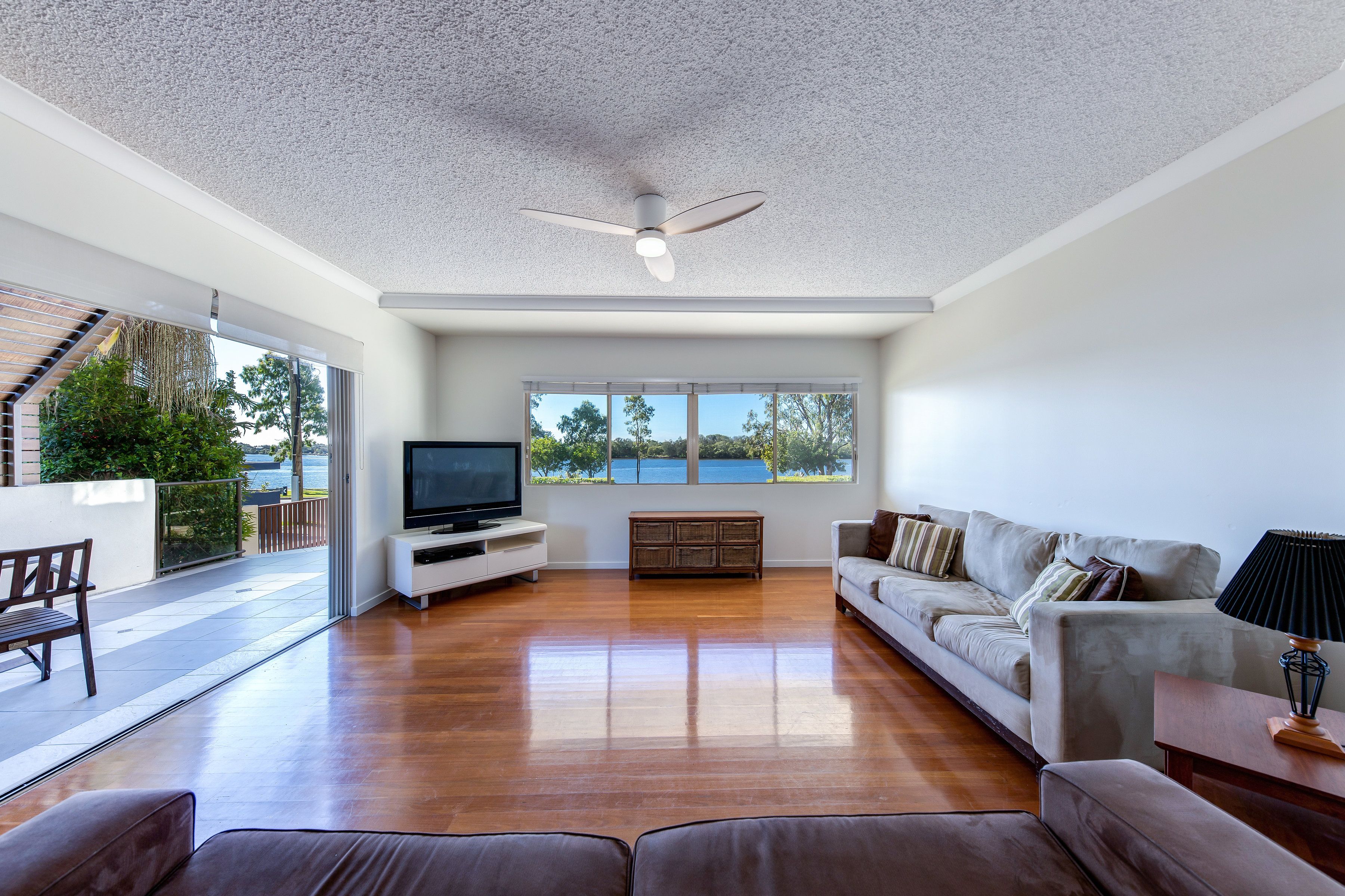 2/311 Bradman Avenue, Maroochydore, QLD 4558