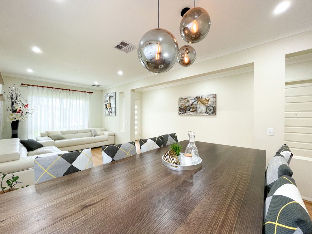 38 Northampton Drive, Glenfield, NSW 2167