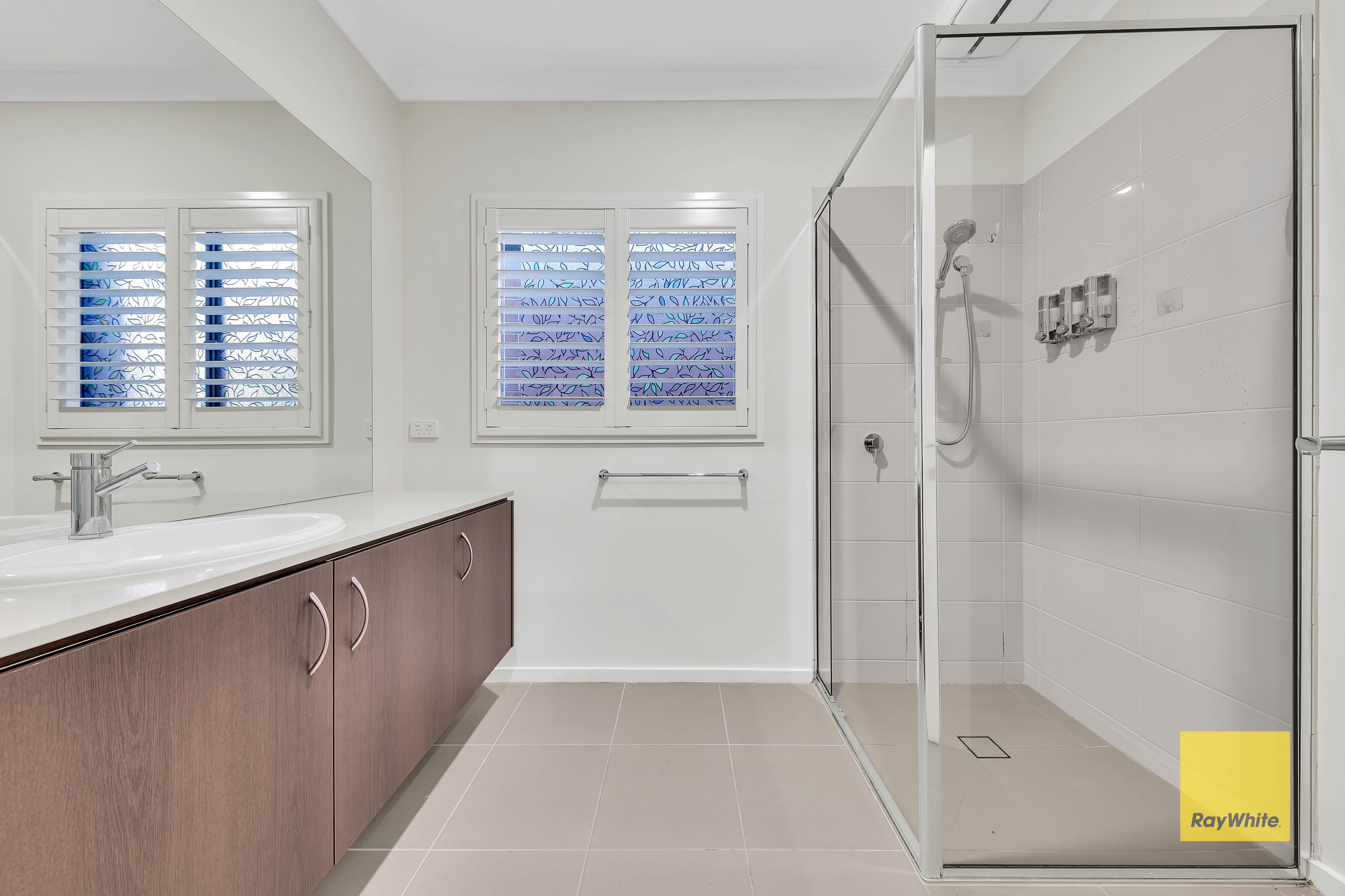 14 Saxby Street — photo 3 of 20
