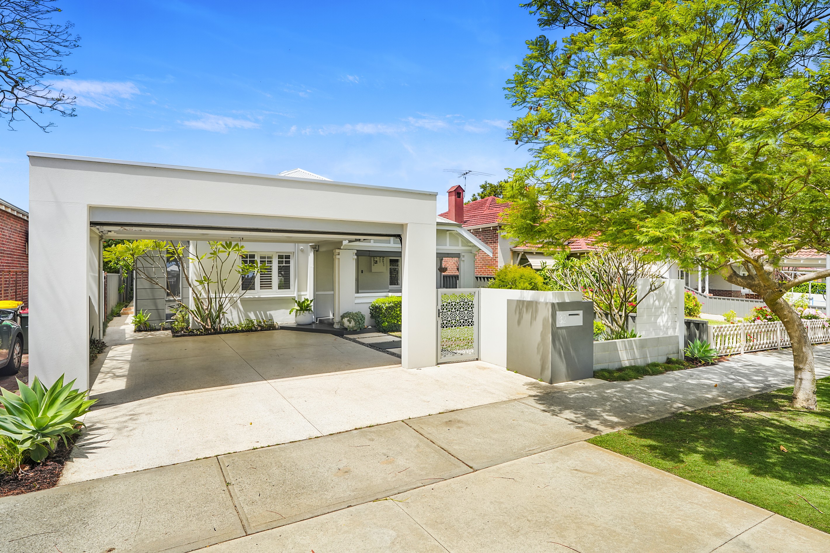 32 Buxton Street, Mount Hawthorn, WA 6016