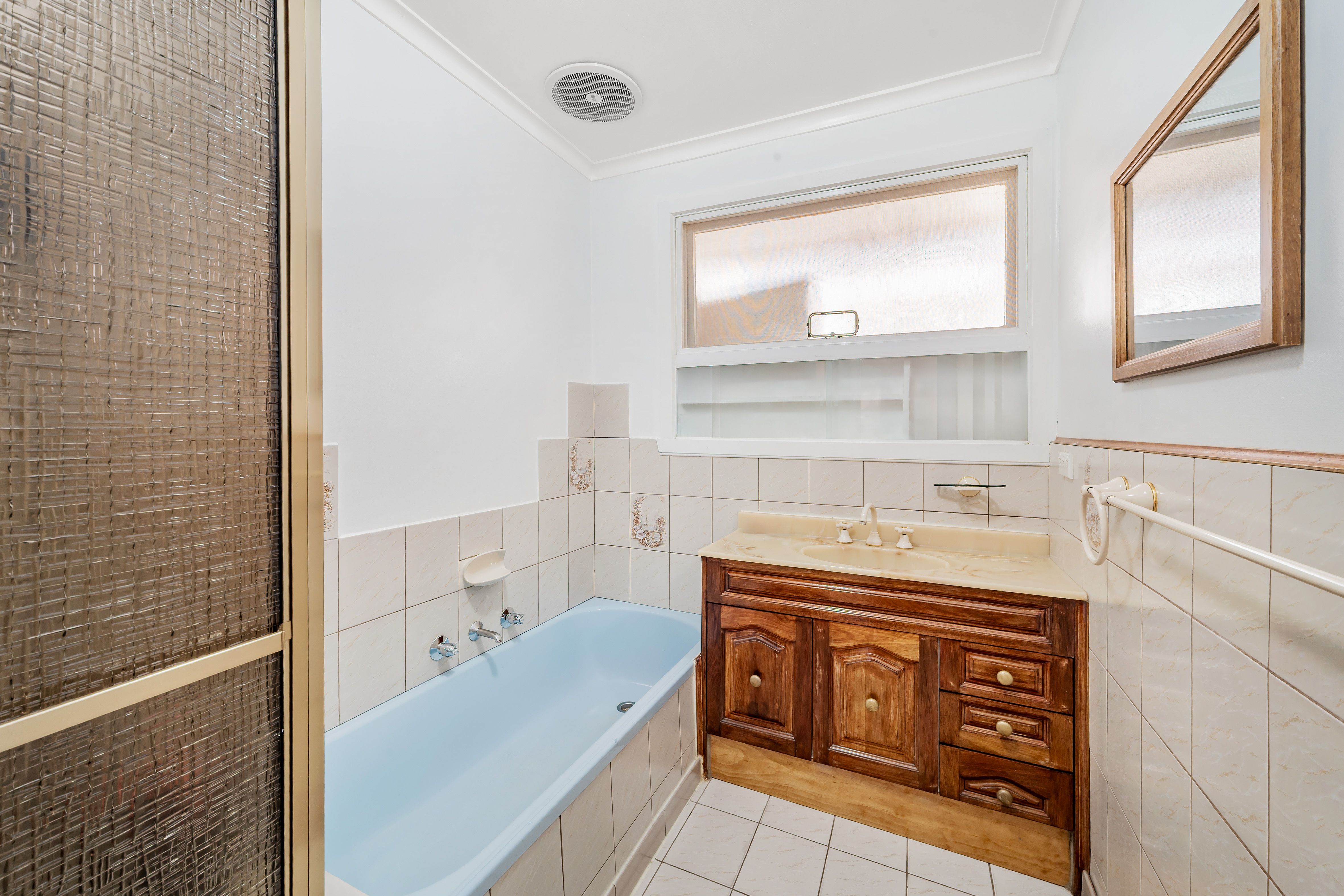 105 Osborne Avenue — photo 7 of 11