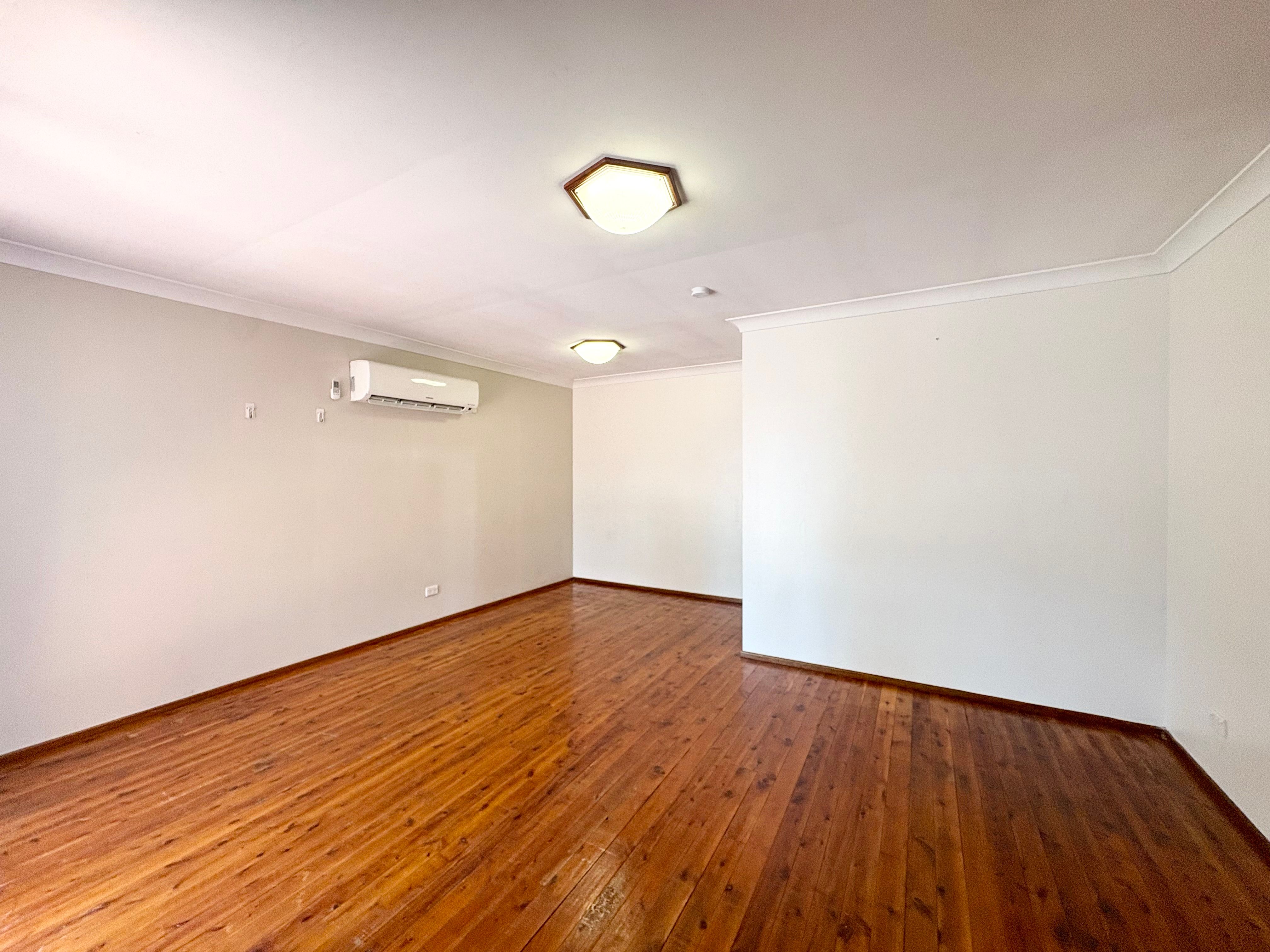 15 Leicester Street, Wakeley, NSW 2176
