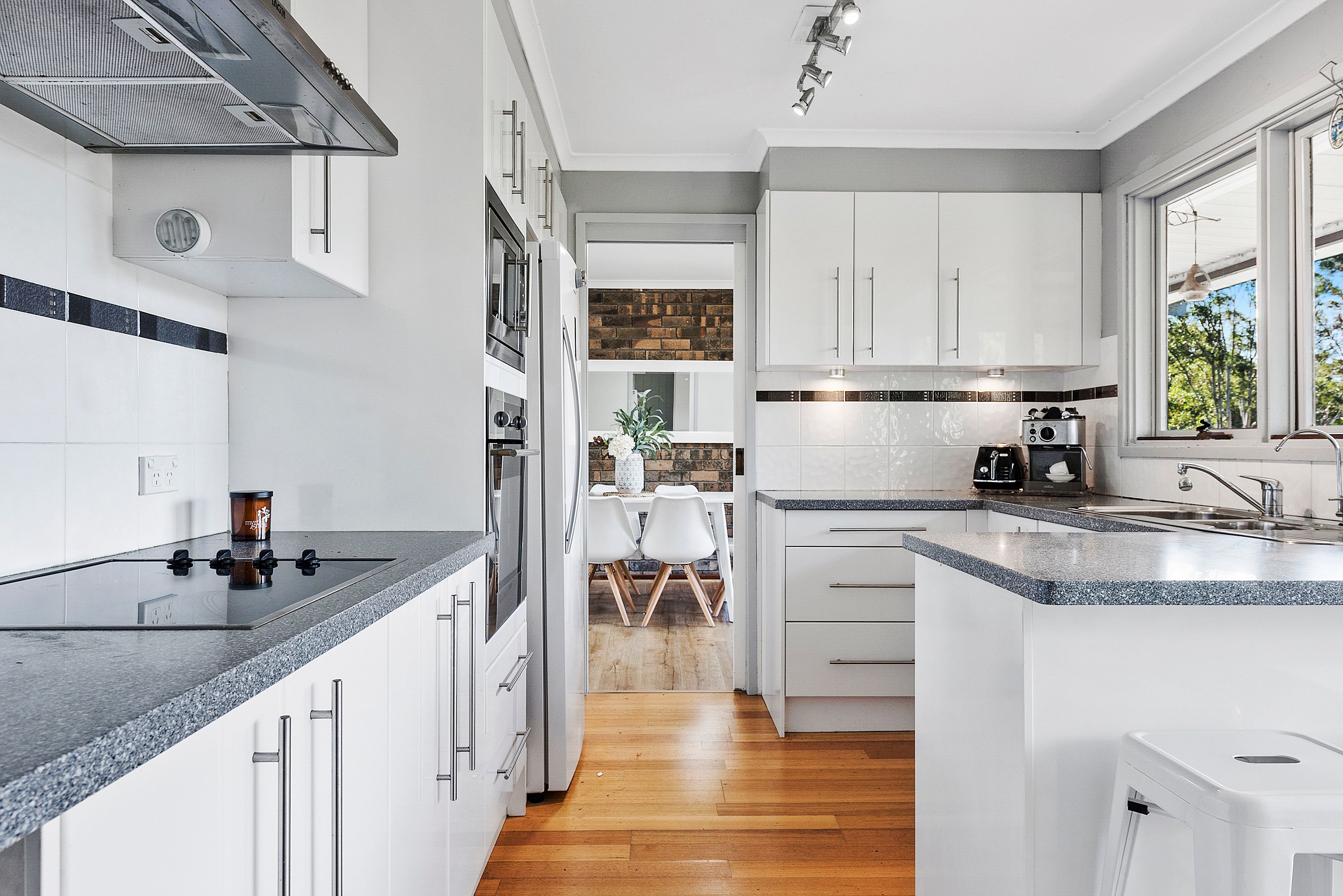 8 Corang Road
