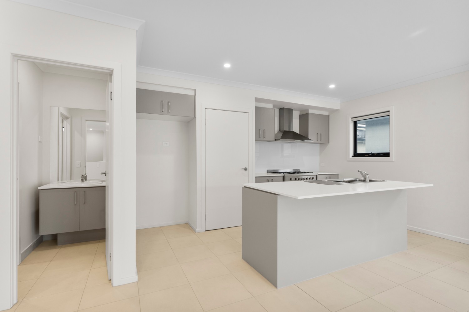 8 Midnight Circuit, South Morang, VIC 3752