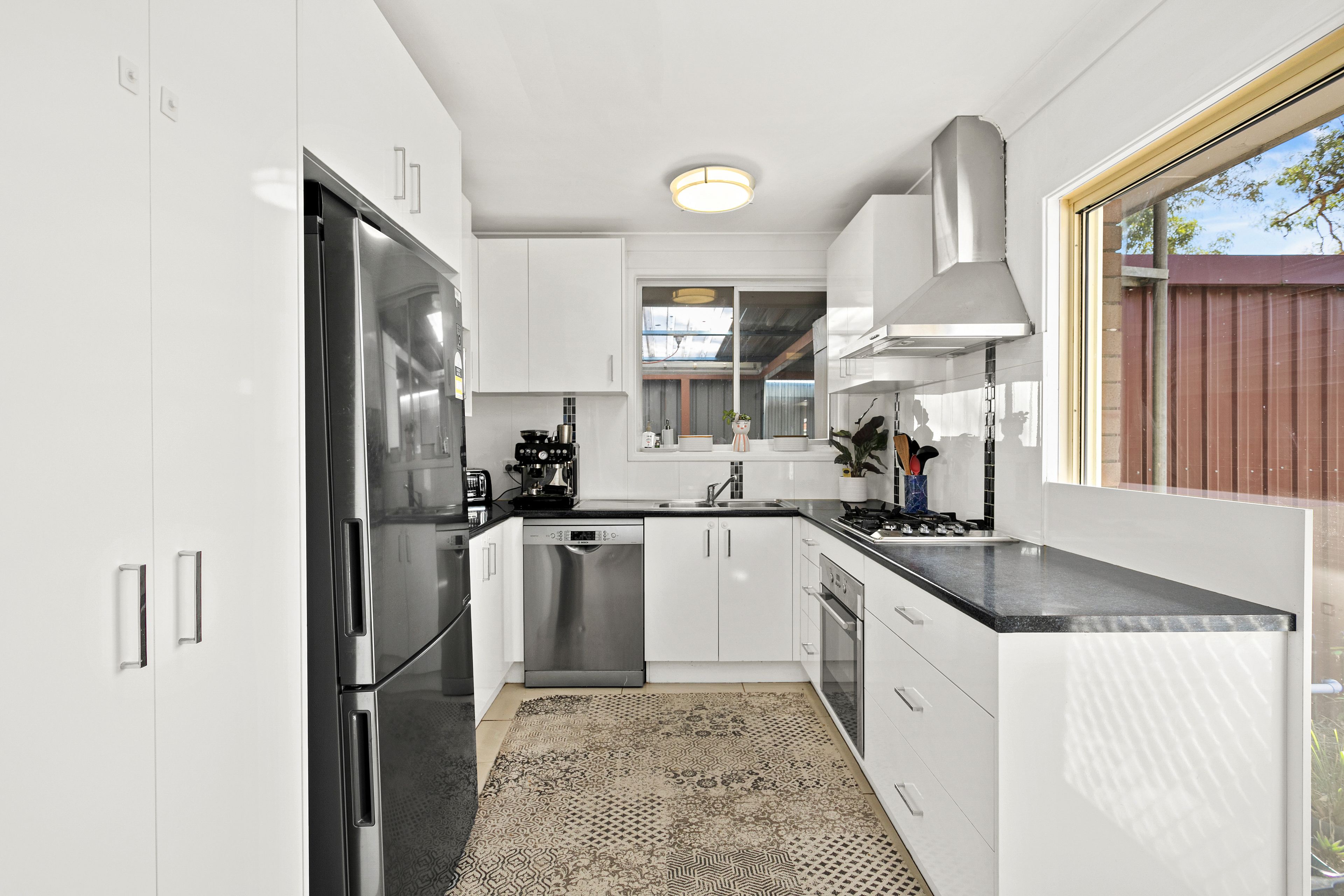 27 Croome Road, Albion Park Rail, NSW 2527