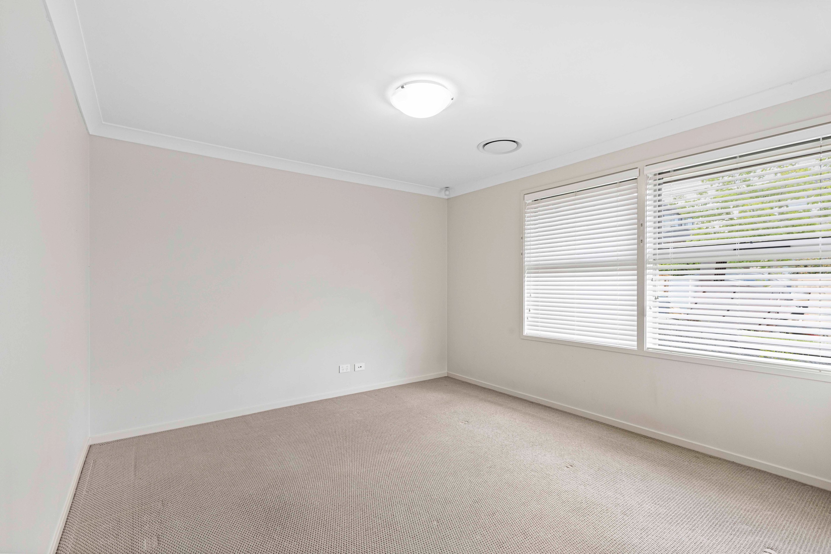 8 Singapore Road, Edmondson Park, NSW 2174