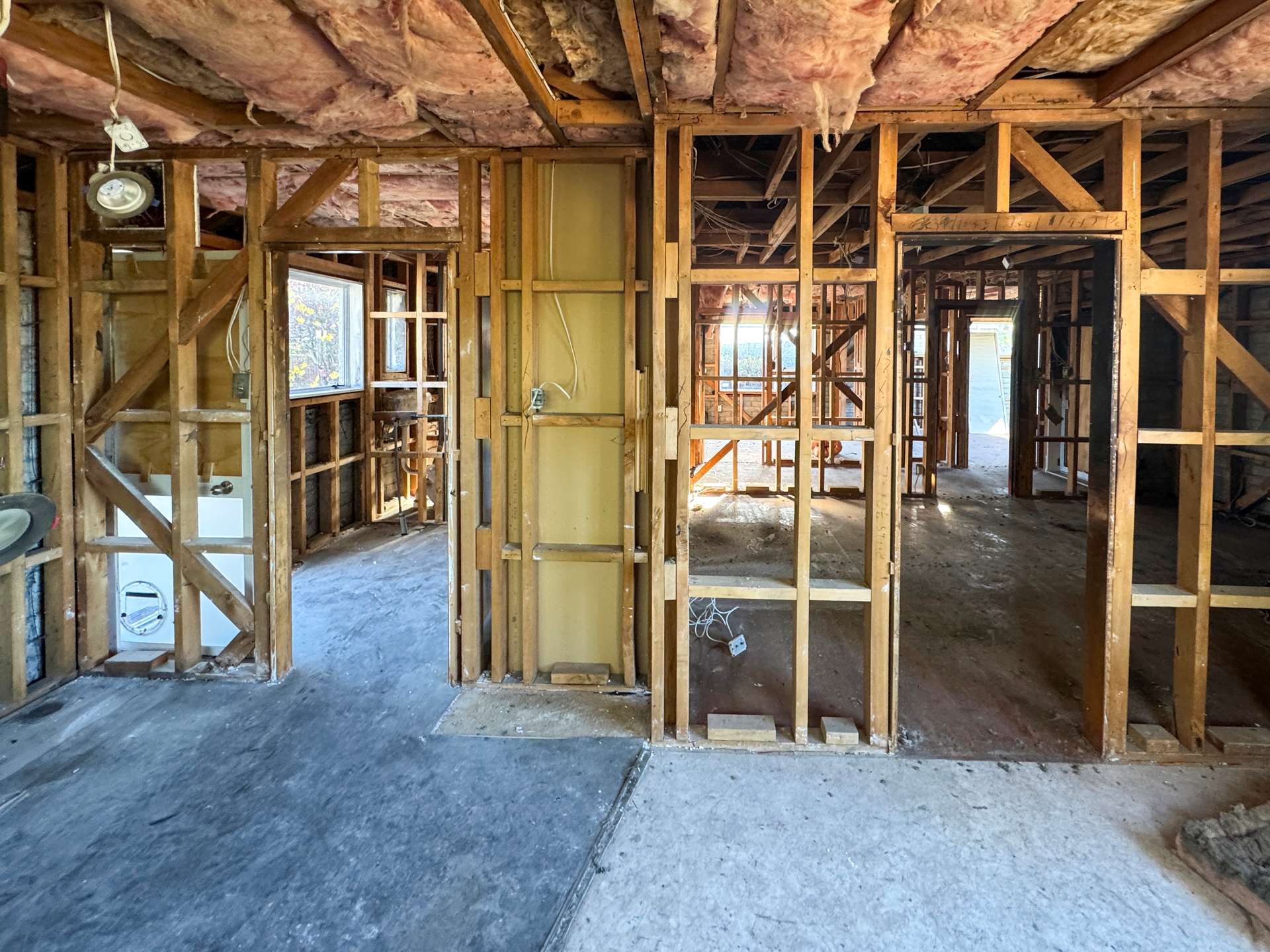 17 Roberts Road photo 2