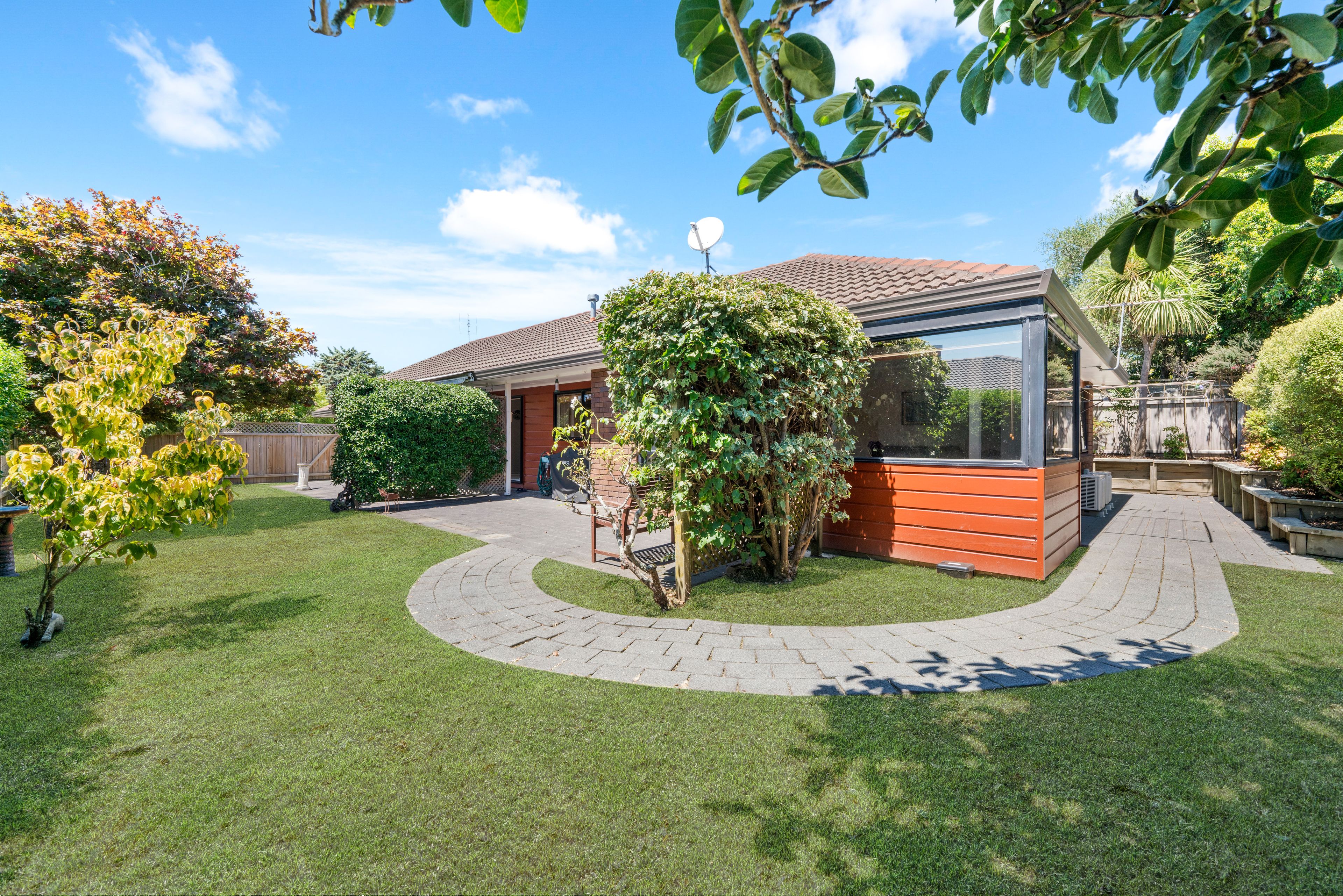 56 Clydesdale Avenue, Somerville, Manukau City