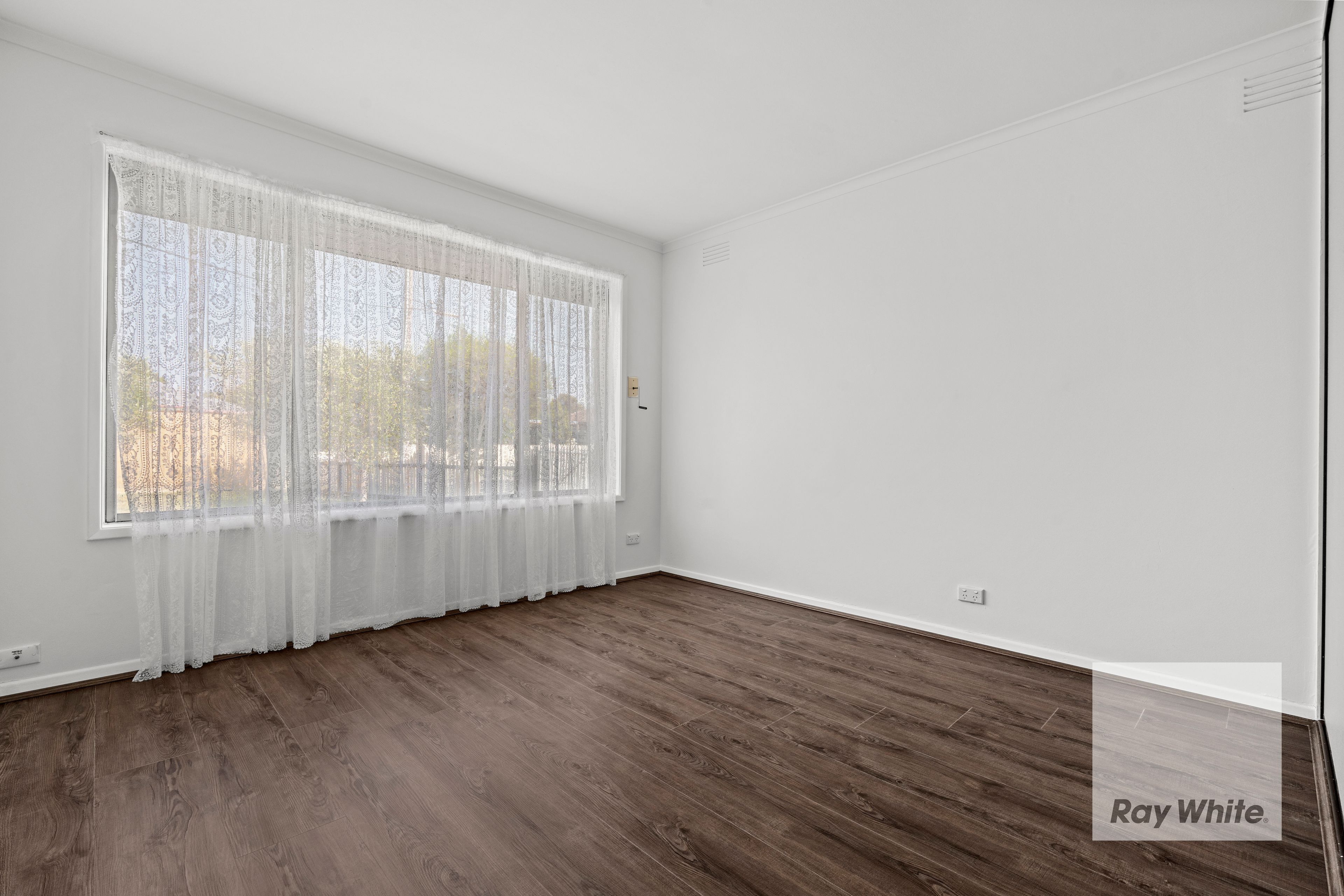 8 Uren Court, Thomastown, VIC 3074