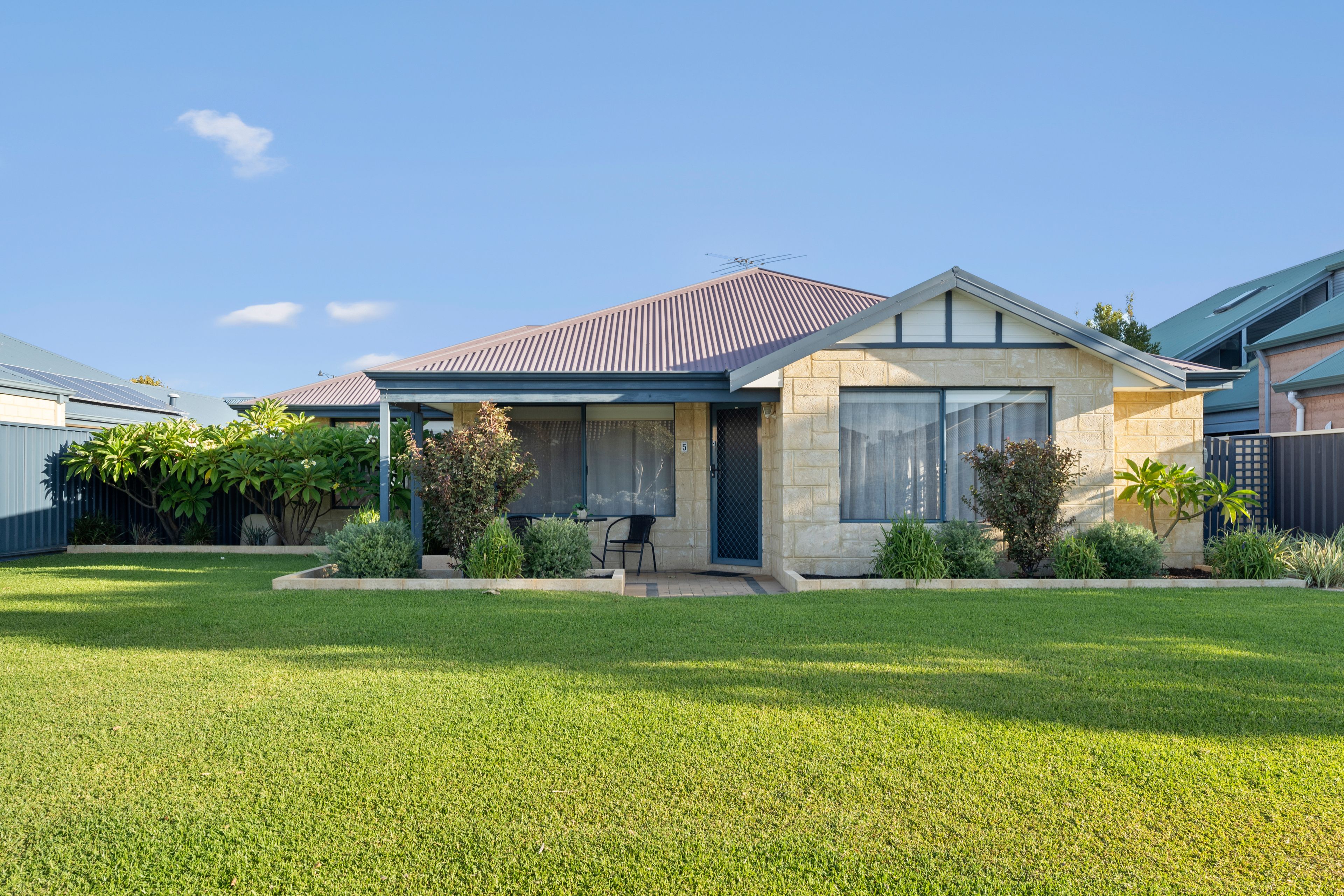 5 Brindabella Avenue, Rockingham, WA 6168