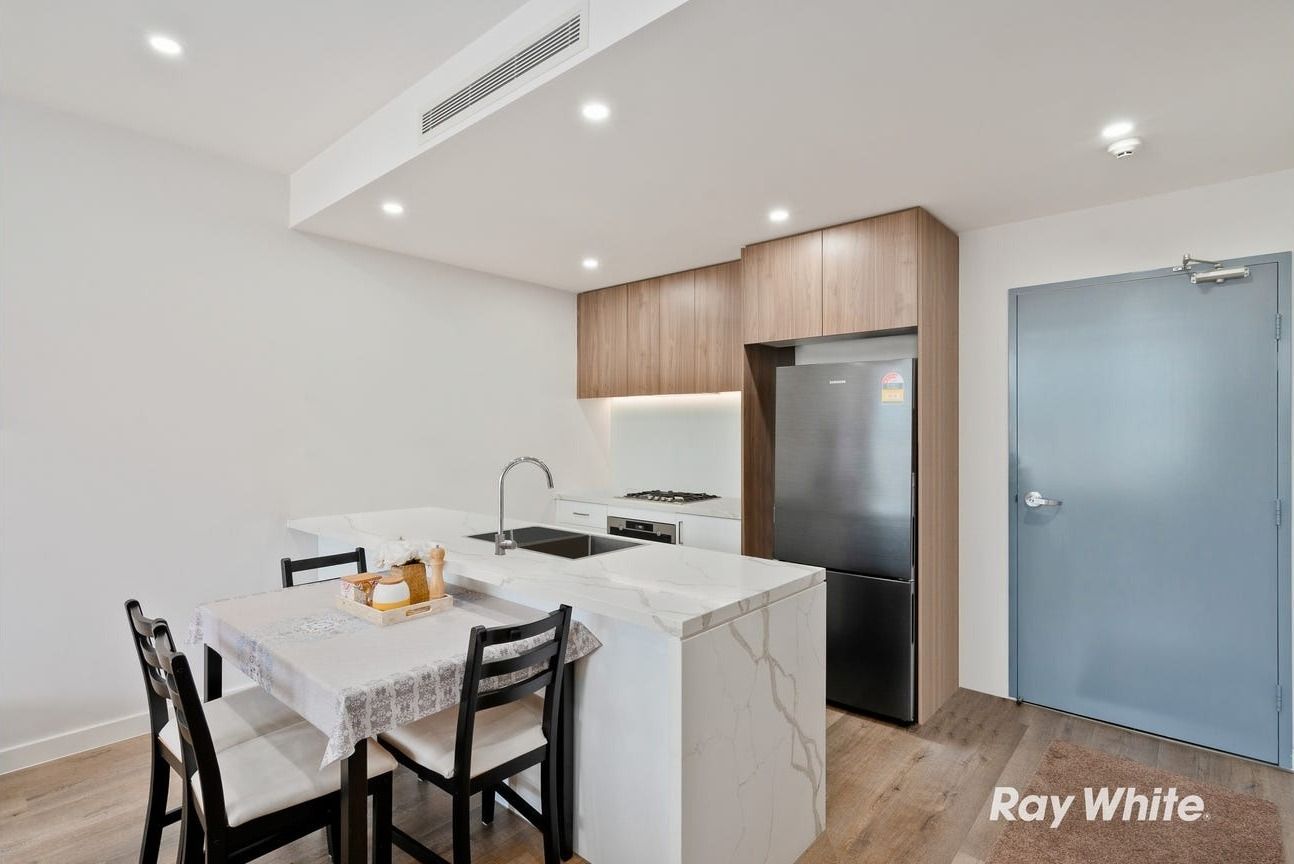 401/6 Isla Street — photo 2 of 6