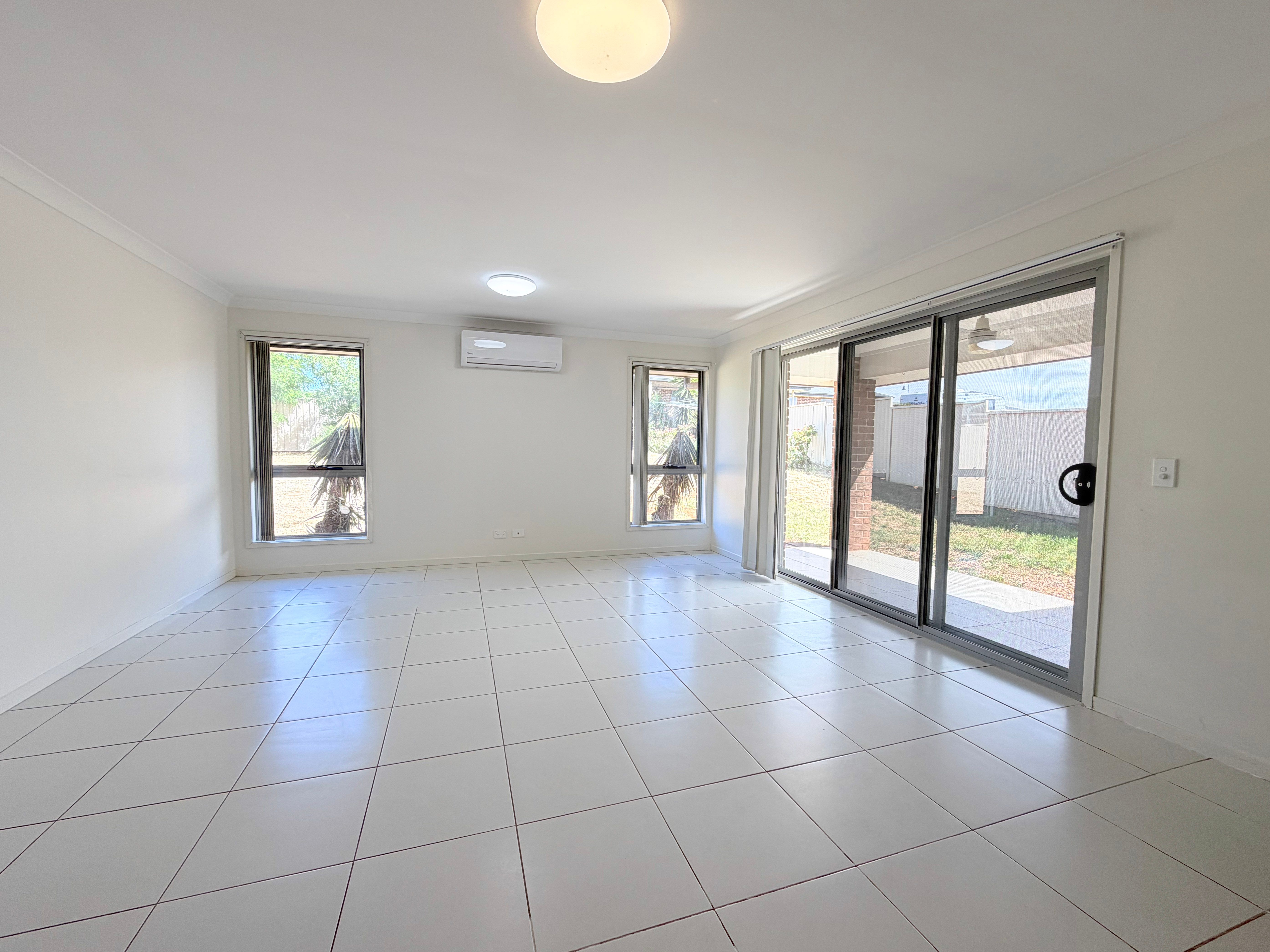 26 Blaxland Street — photo 3 of 15