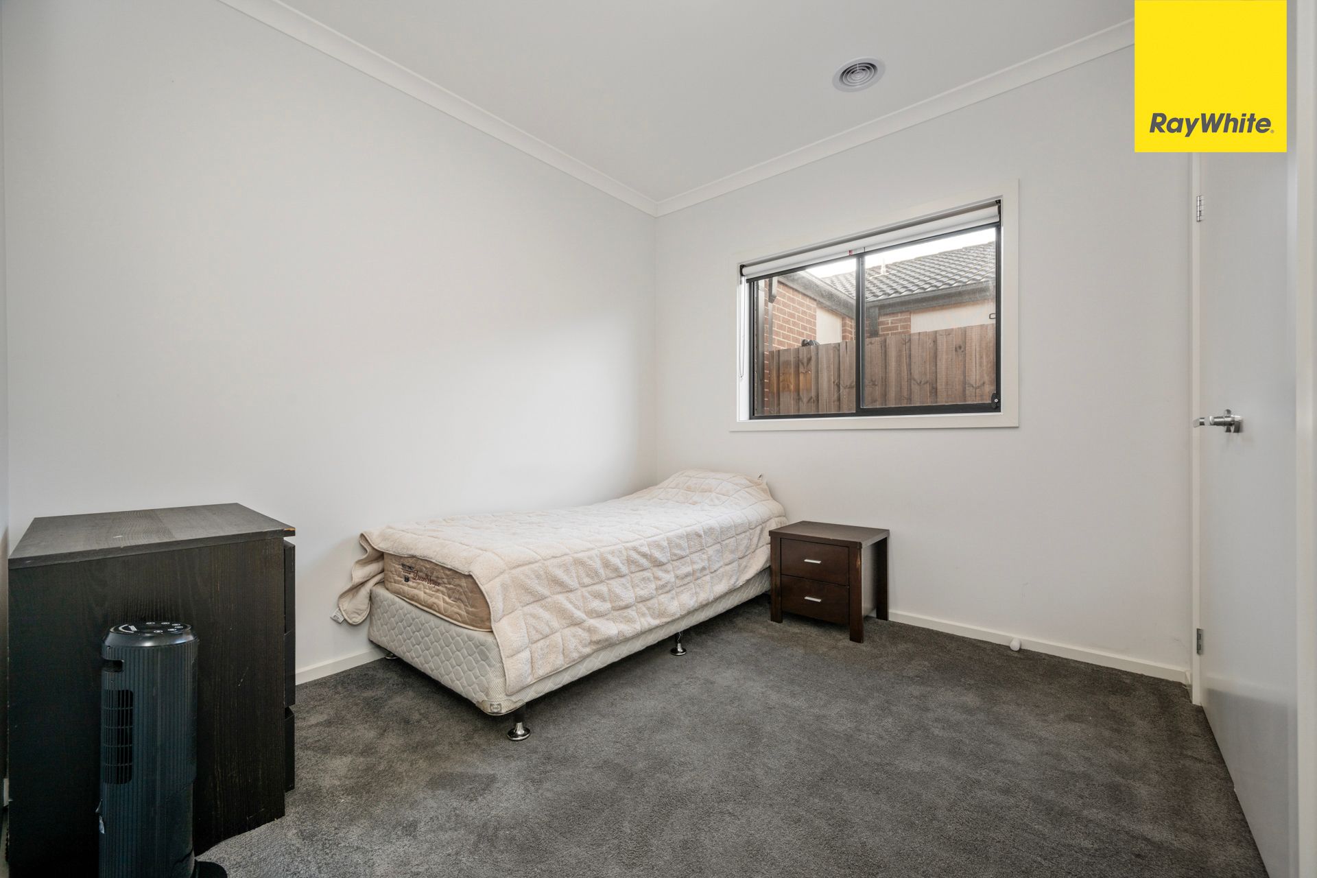 19 Babina Avenue — photo 8 of 19