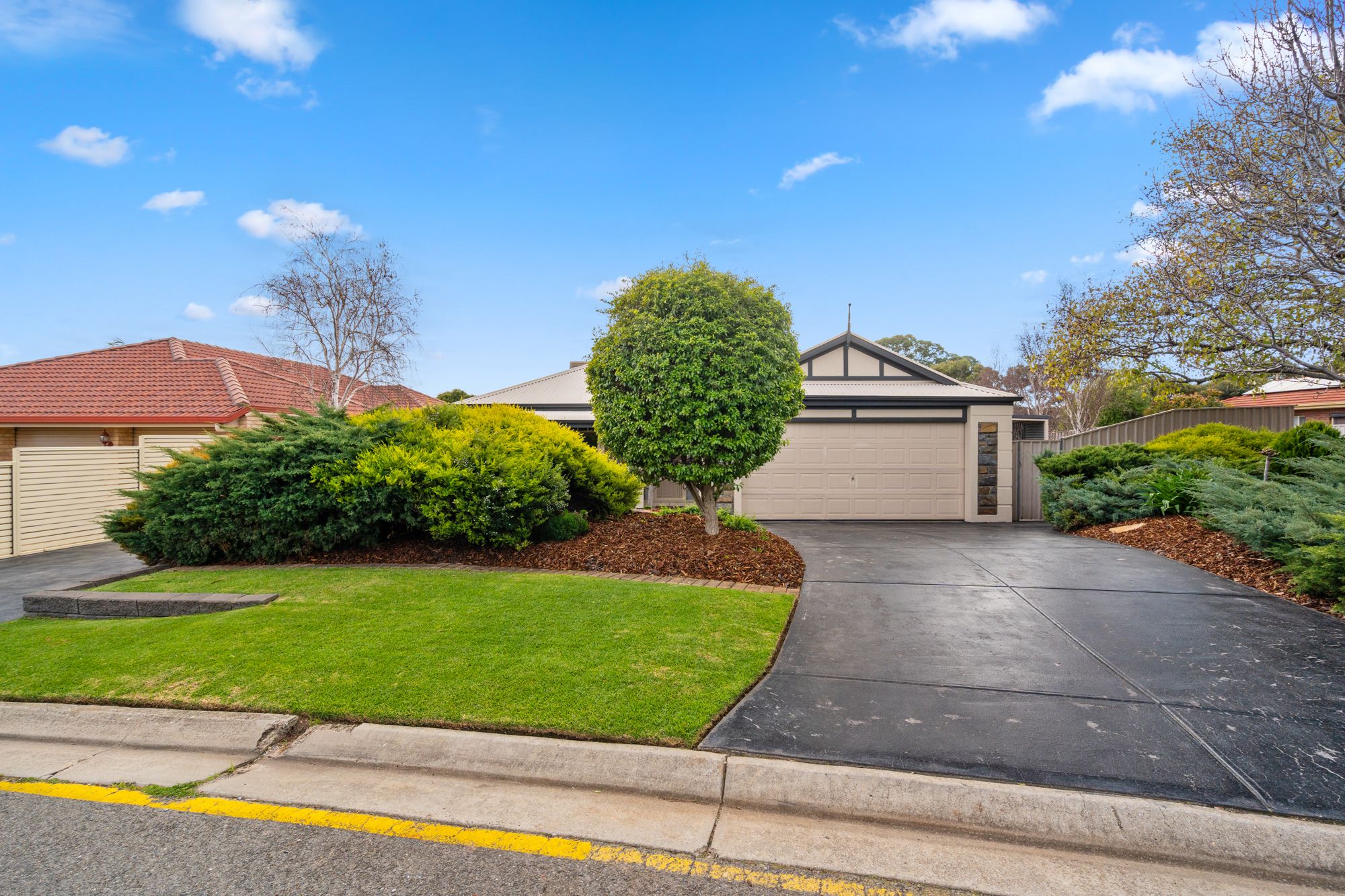 43 Dorrien Avenue, Woodcroft, SA 5162