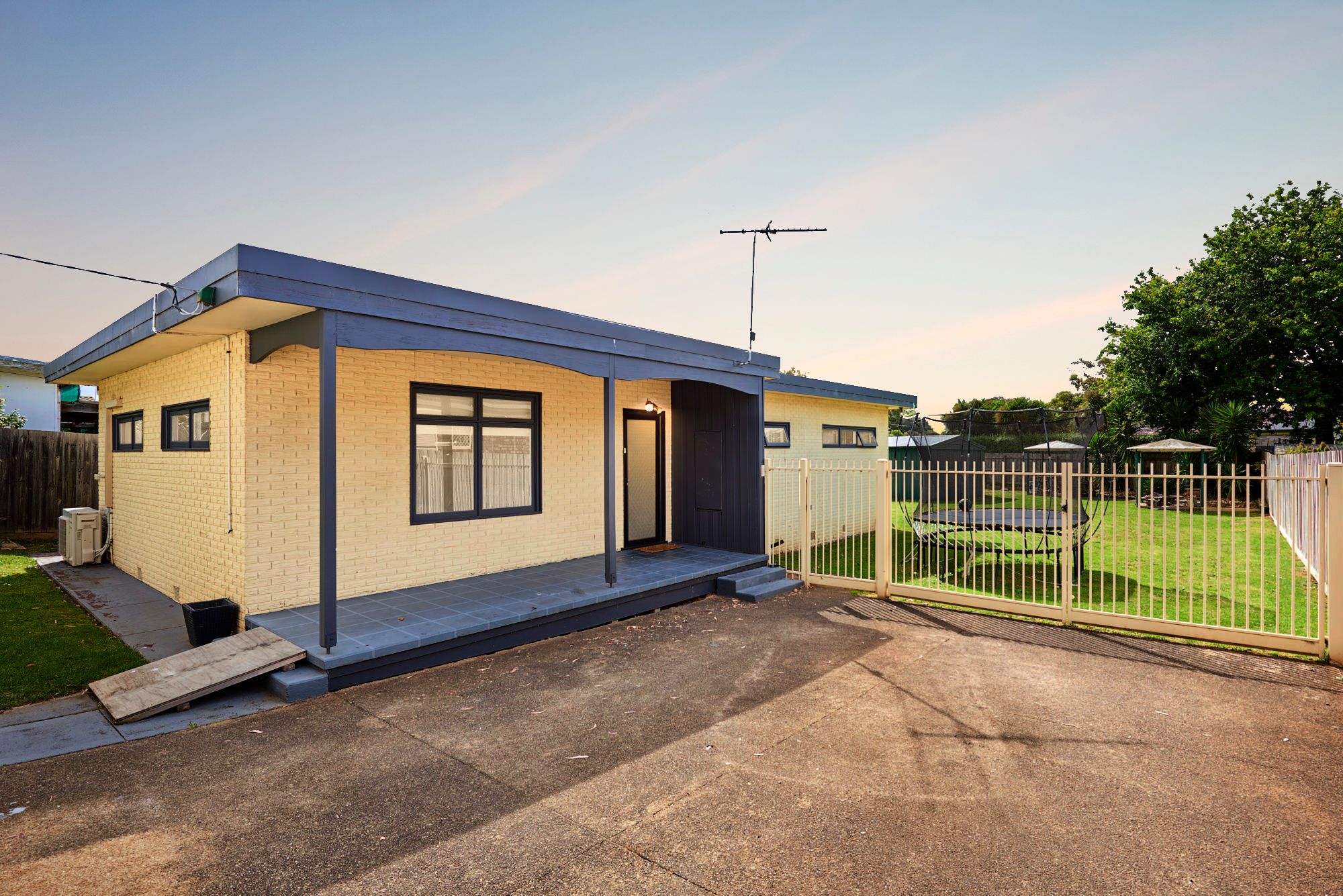 10 Mawarra Avenue, Capel Sound VIC 3940
