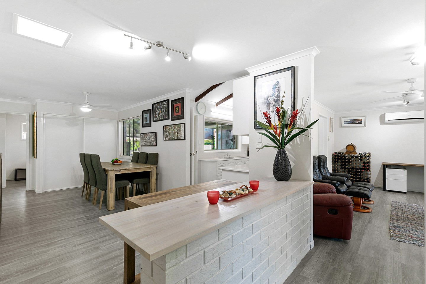 40 Ann Street, Torquay, QLD 4655