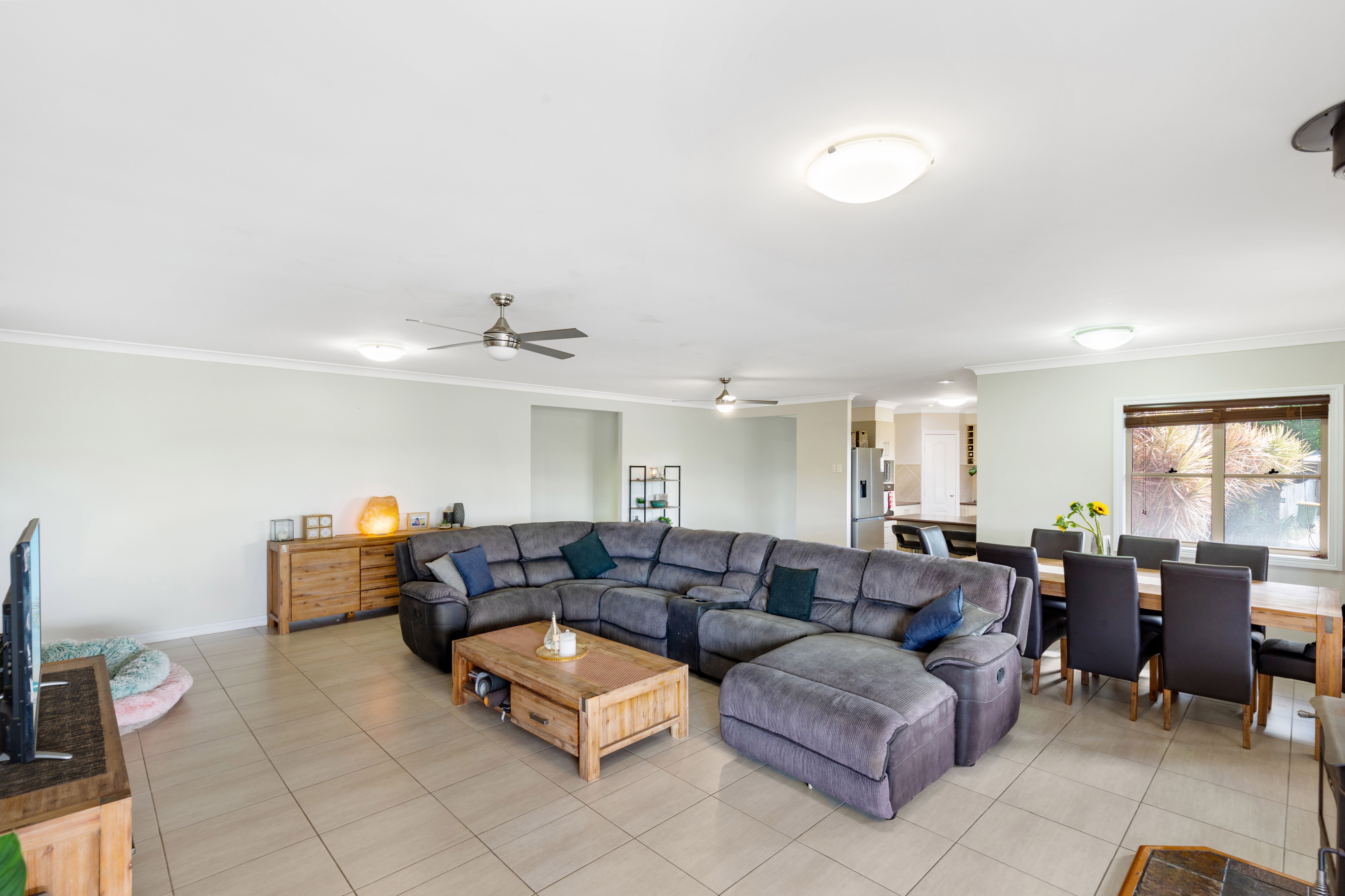 2 Smerdon Way — photo 7 of 16