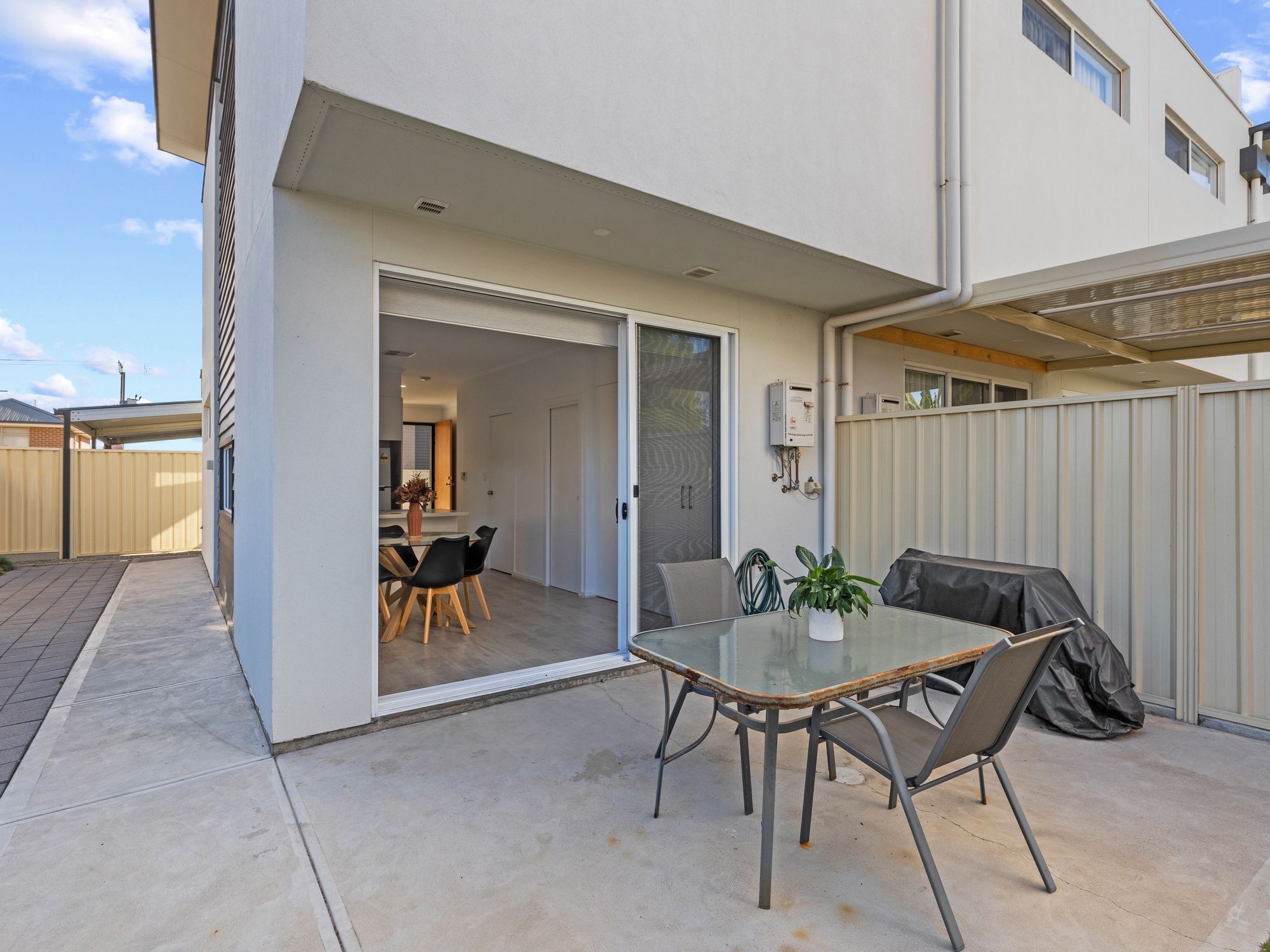 8/18 Hillier Road — photo 12 of 12