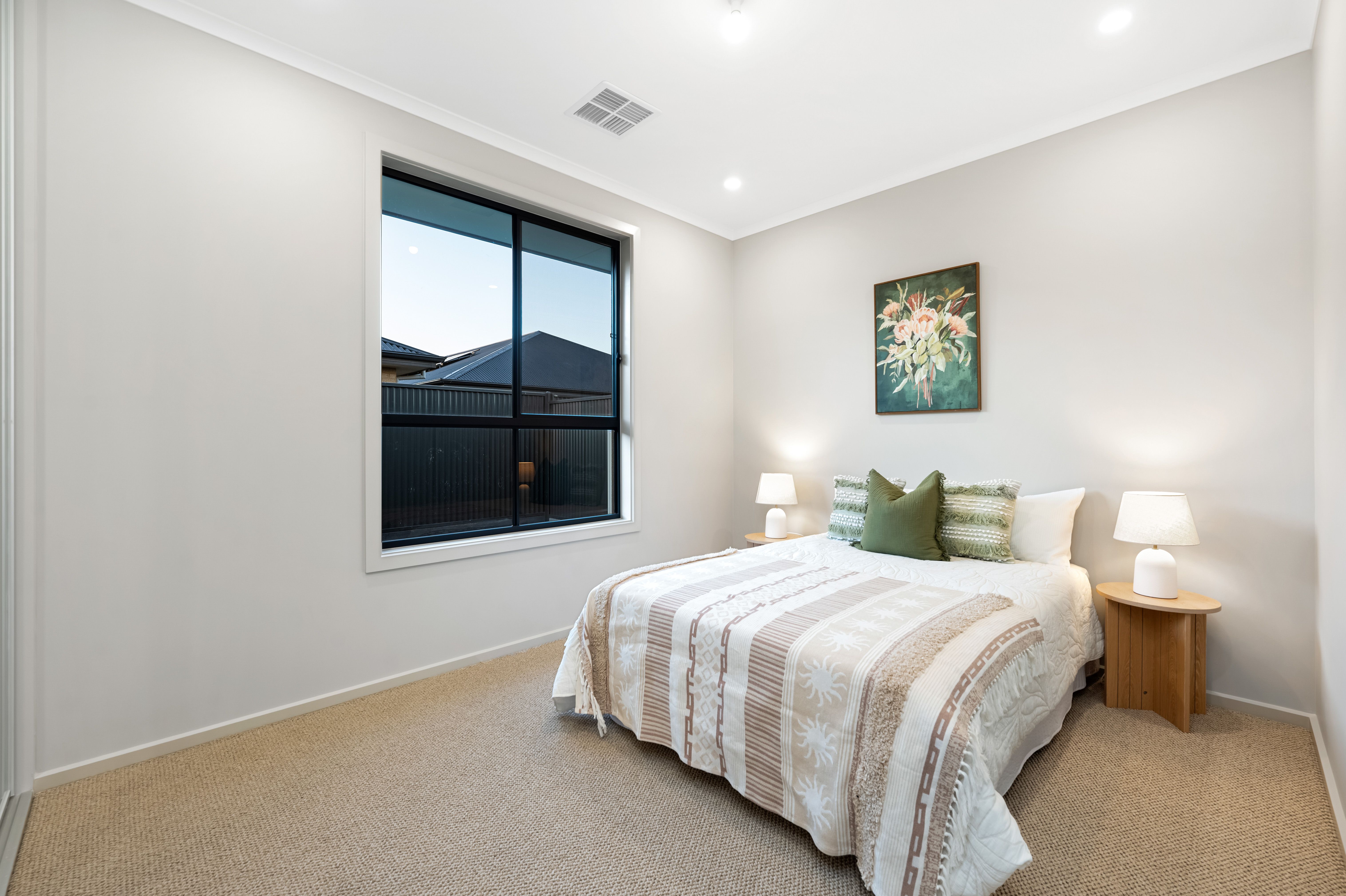 7 PRIMROSE Avenue — photo 17 of 19
