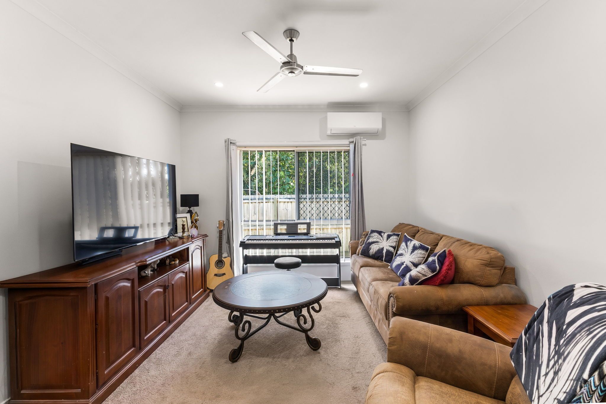 1237 Bribie Island Road — photo 9 of 19