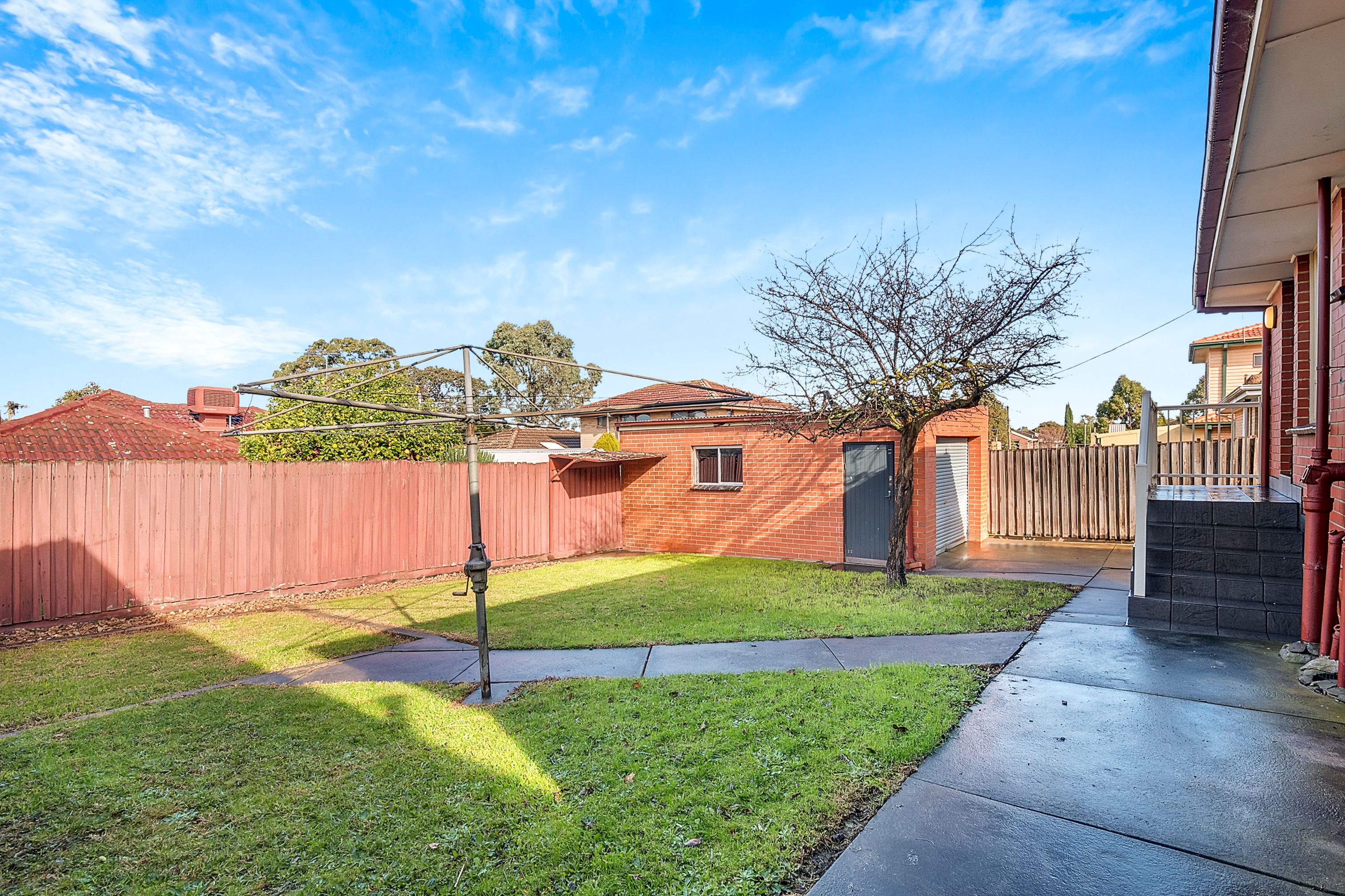 129 Dunne Street — photo 14 of 15