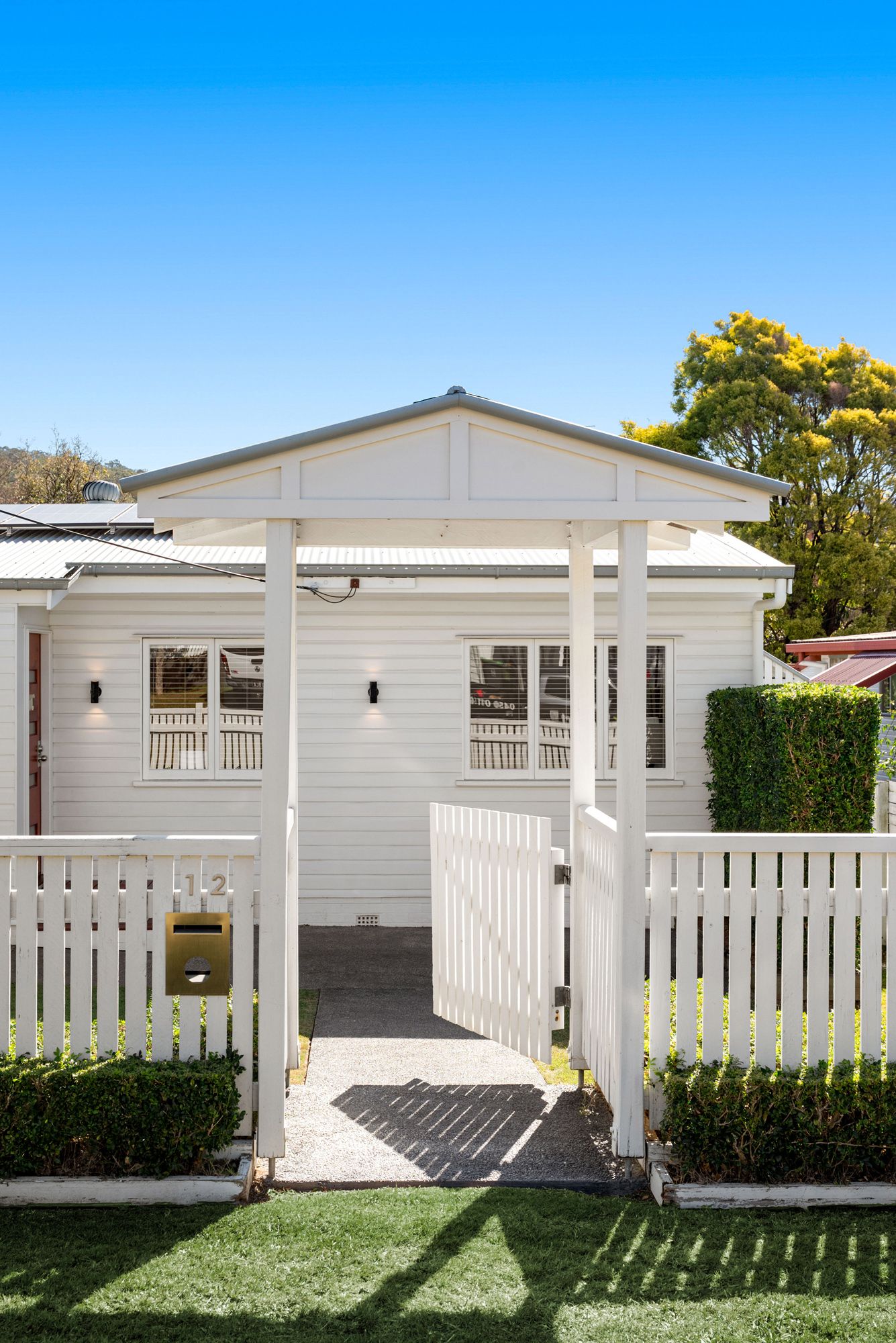 12 Pettigrew Street — photo 3 of 24