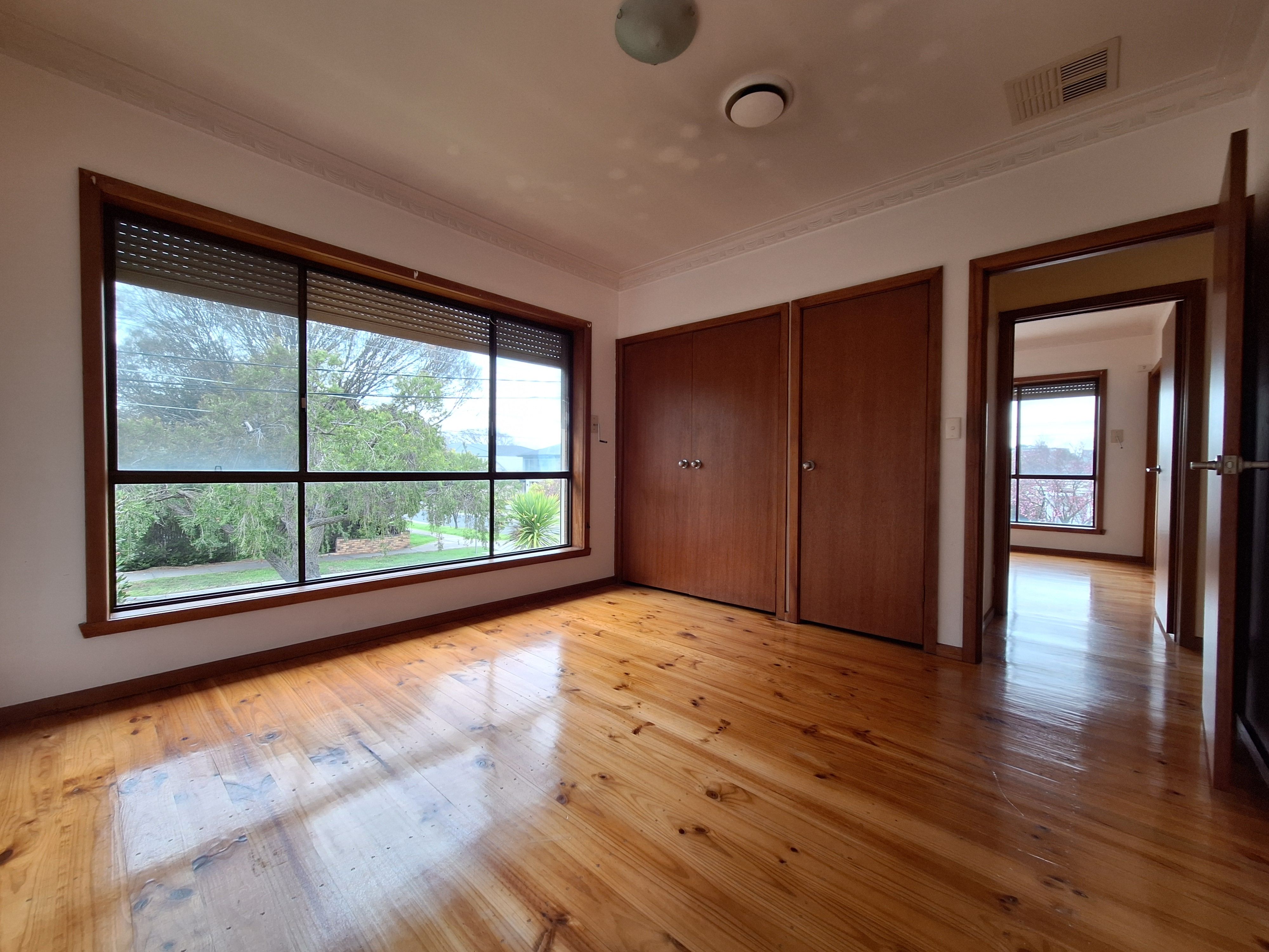 44 Parkstone Avenue — photo 11 of 16