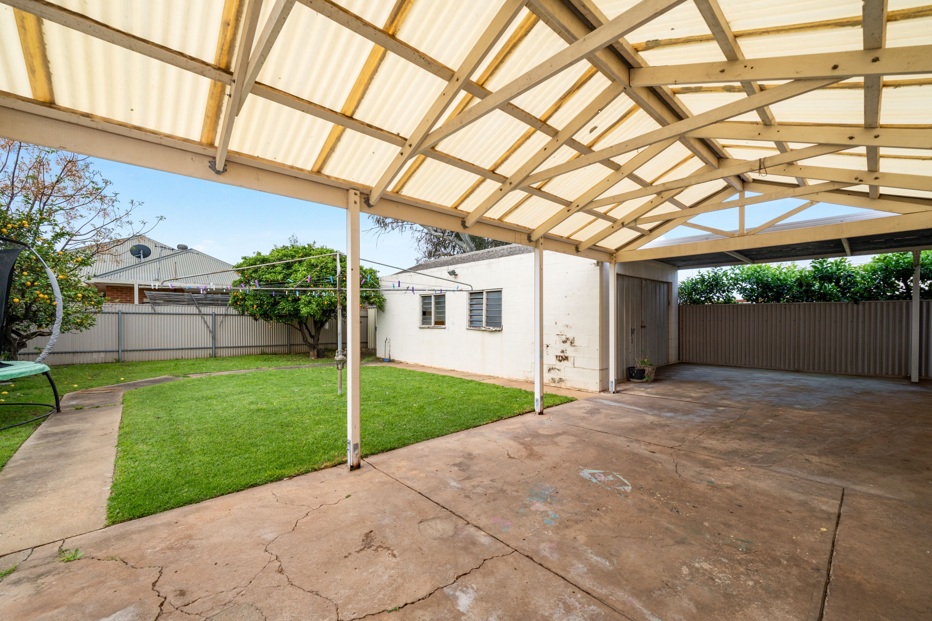 28 Reynell Street — photo 13 of 20