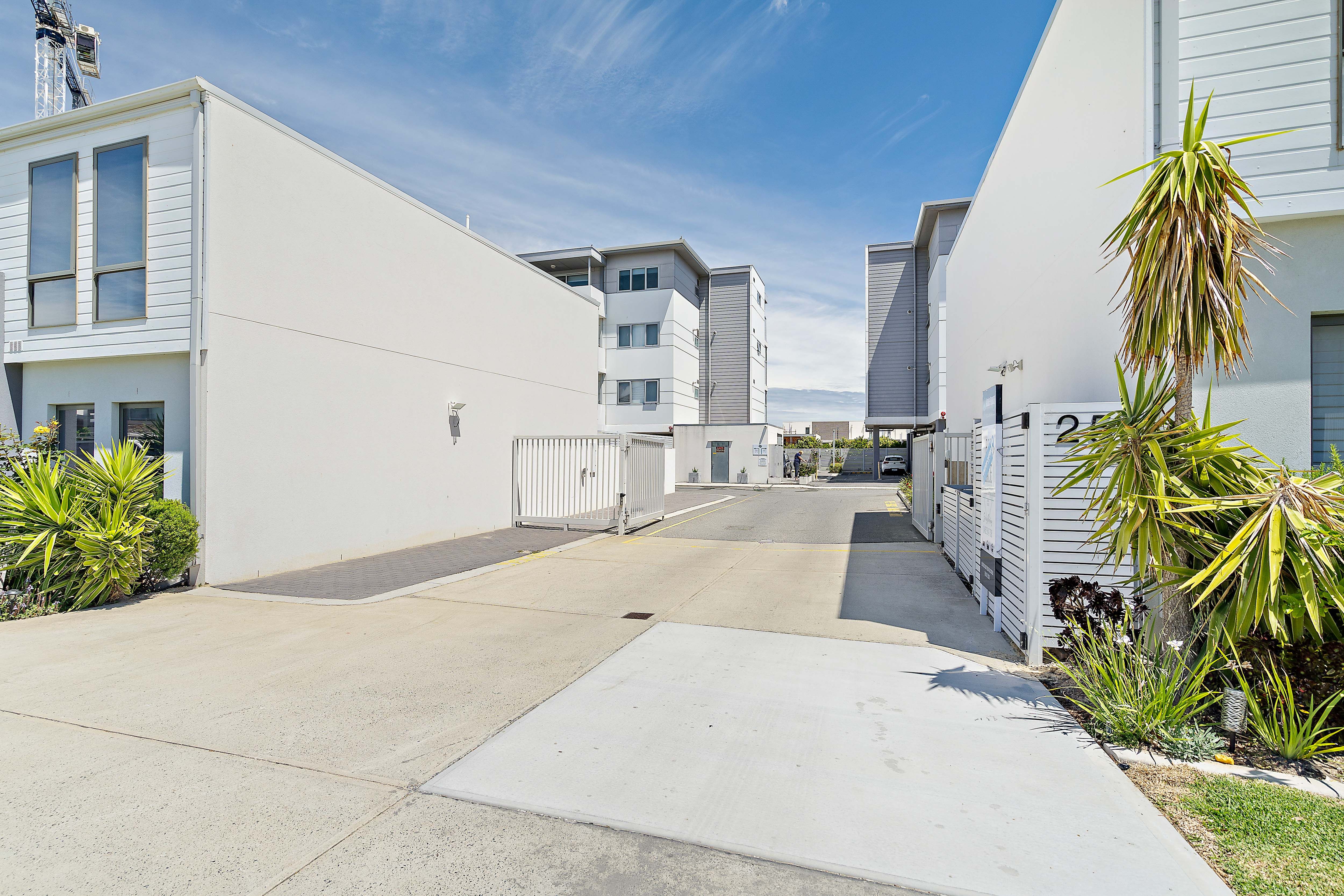 50/25 O'Connor Close, North Coogee, WA 6163