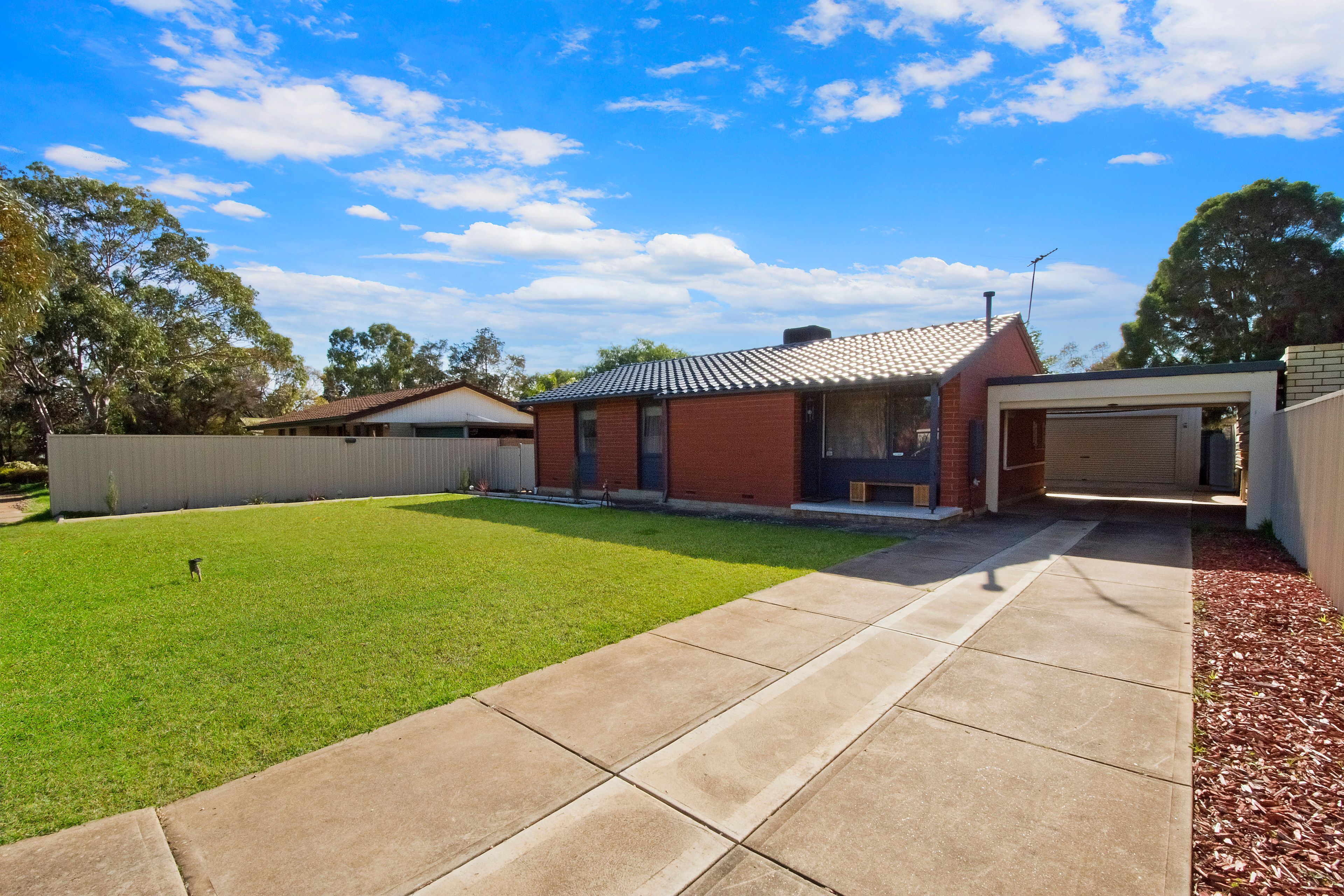 19 Lulama Crescent, Munno Para, SA 5115