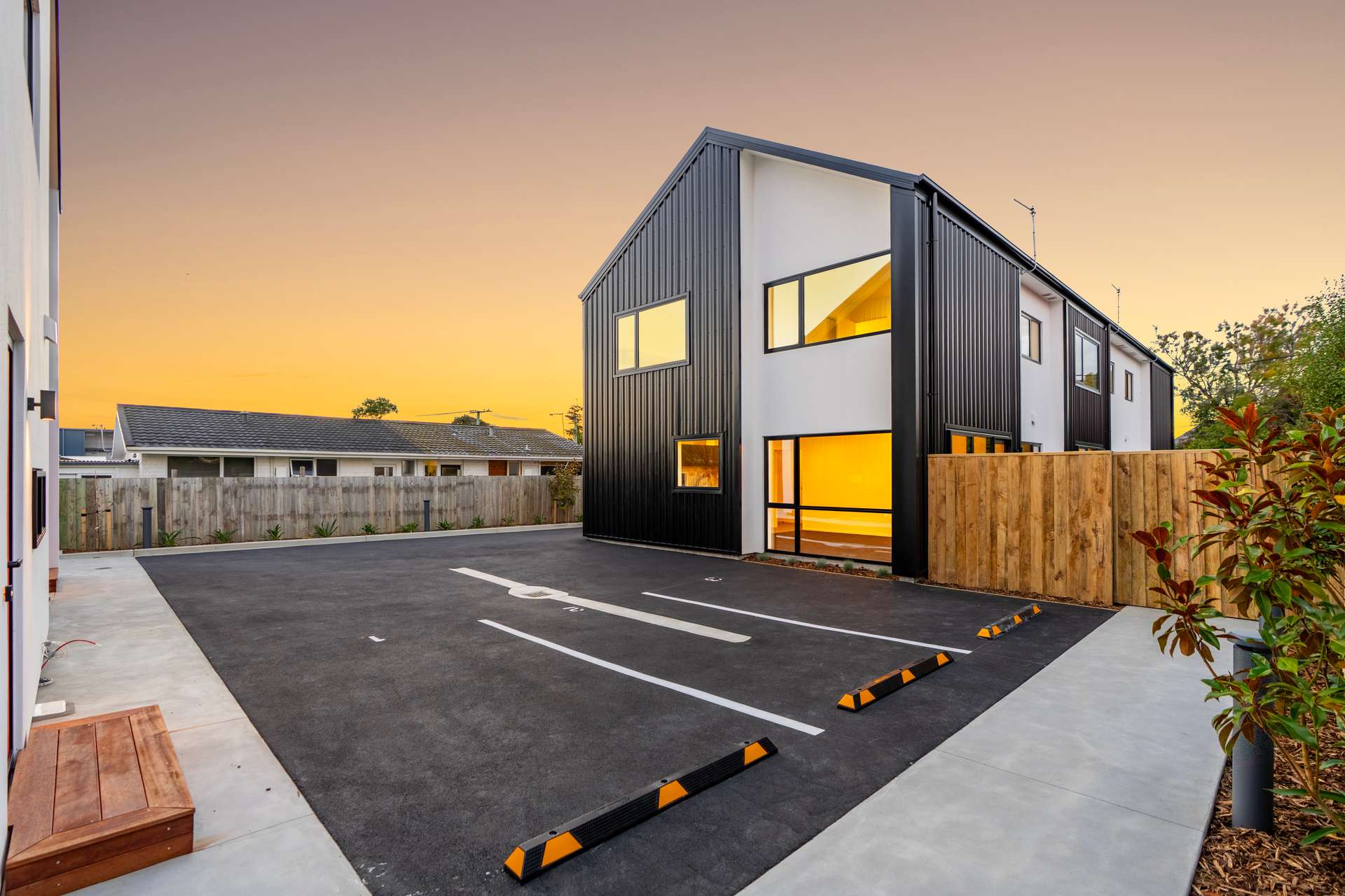 3/490 Cashel Street photo 0