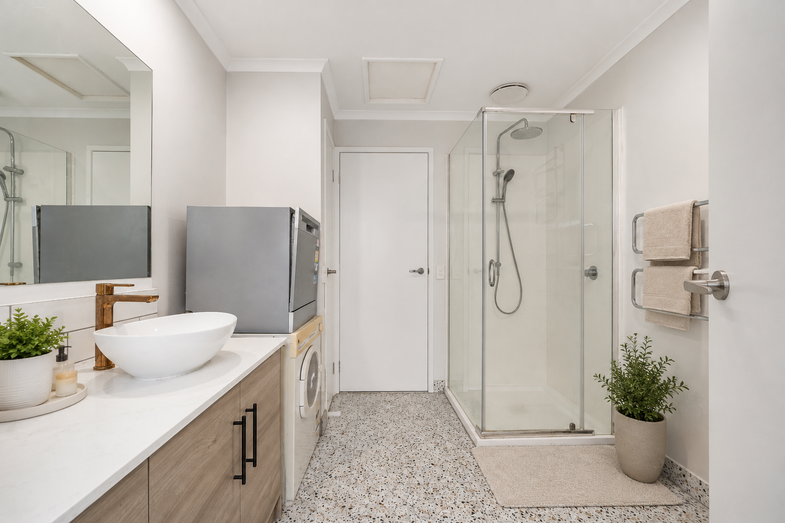 14 Hauteville Street — photo 15 of 22