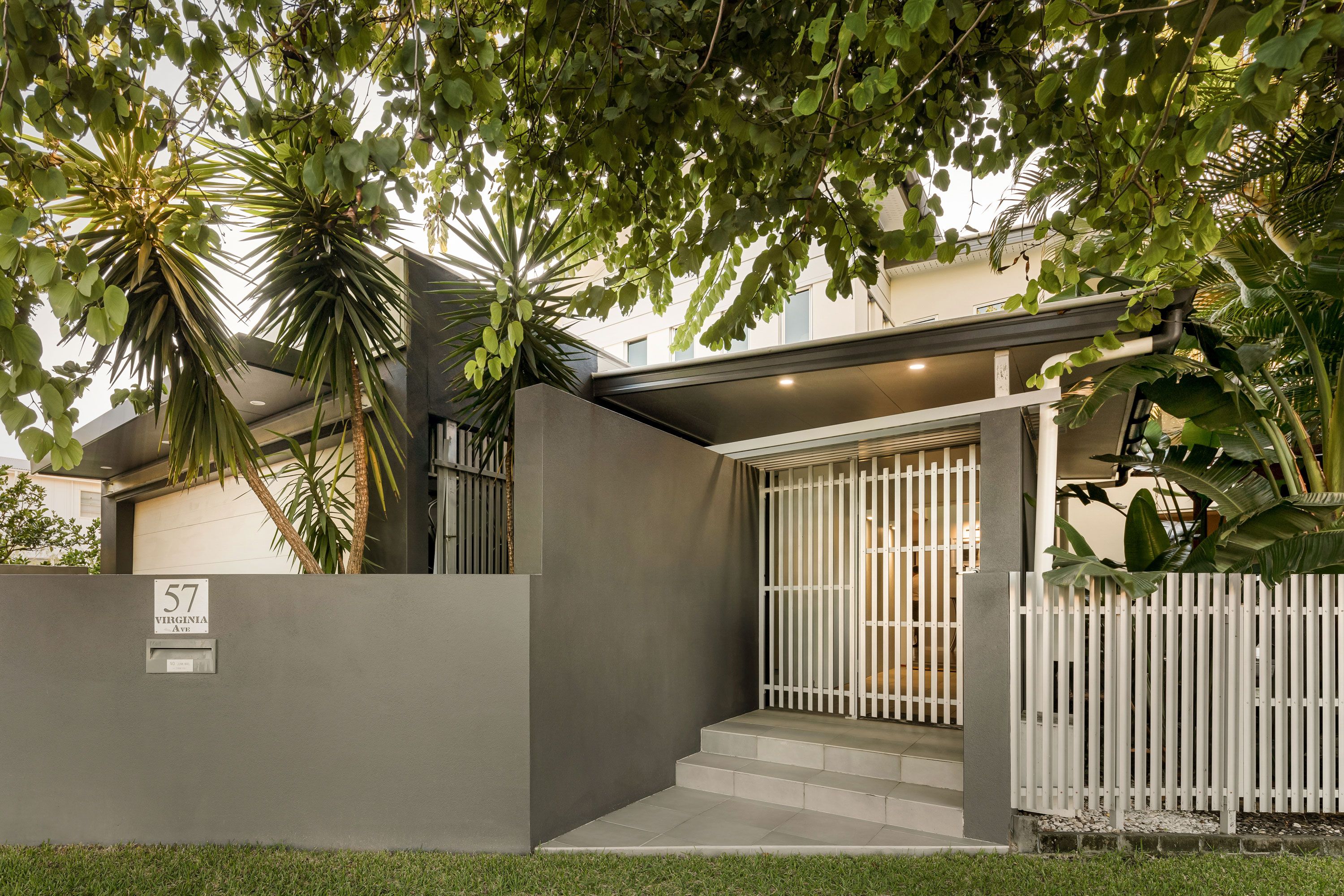 57 Virginia Avenue, Hawthorne, QLD 4171