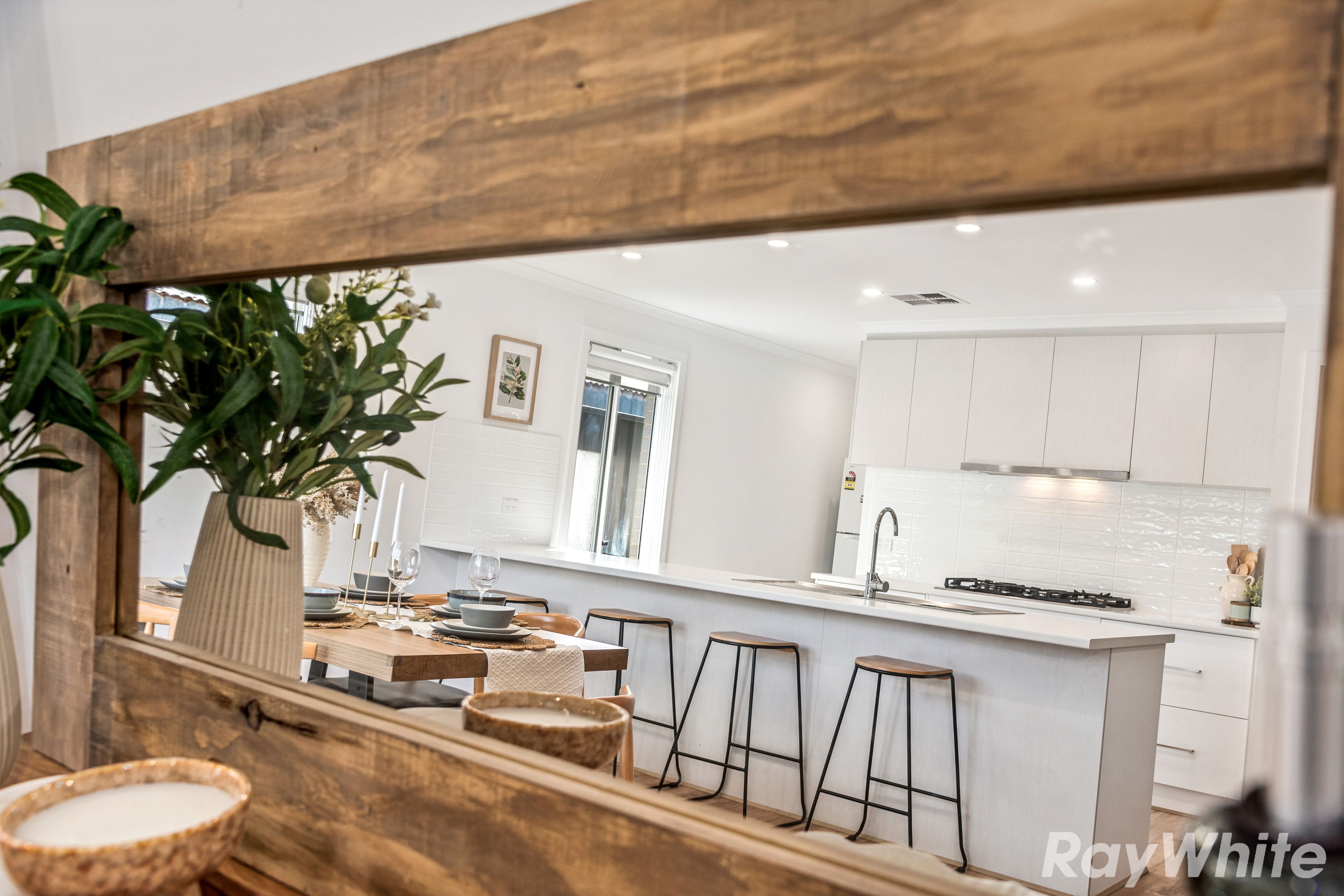 10 Hastings Street — photo 9 of 30