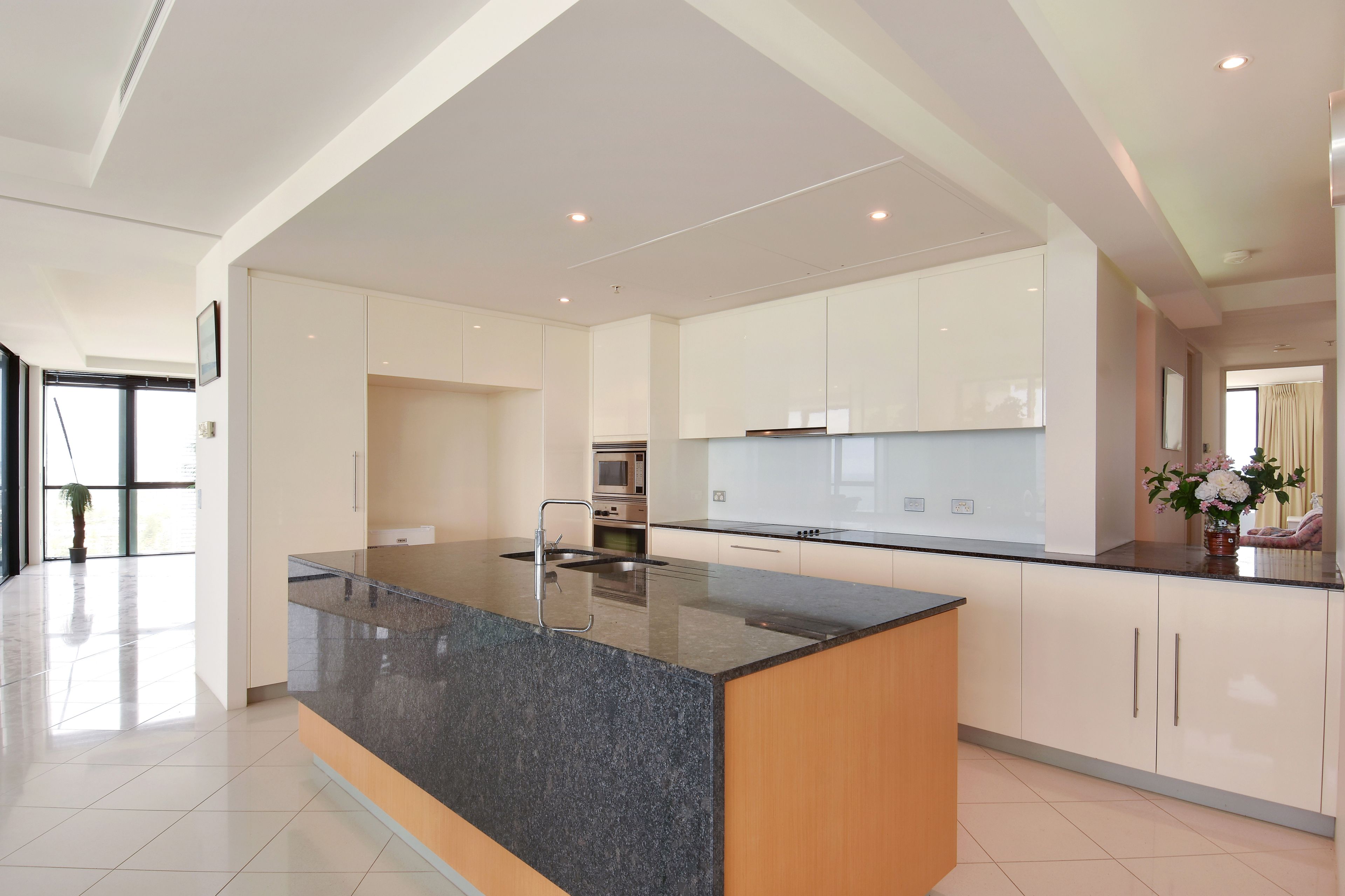 2102/19 Albert Avenue, Broadbeach, QLD 4218