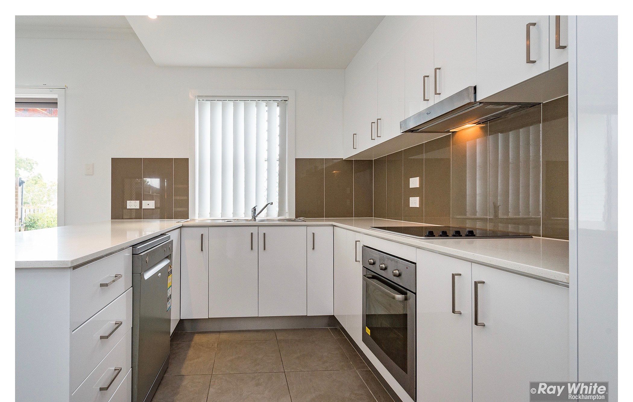 6/6 Currawong Street, Norman Gardens, QLD 4701