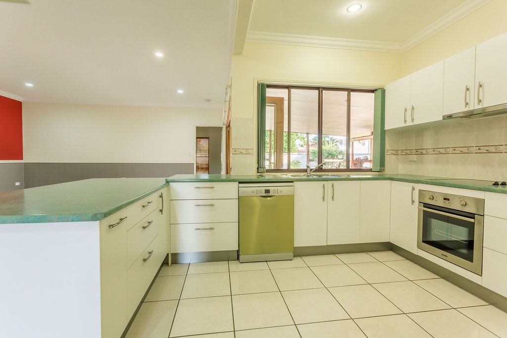 6 Siobhan Court, Emerald, QLD 4720