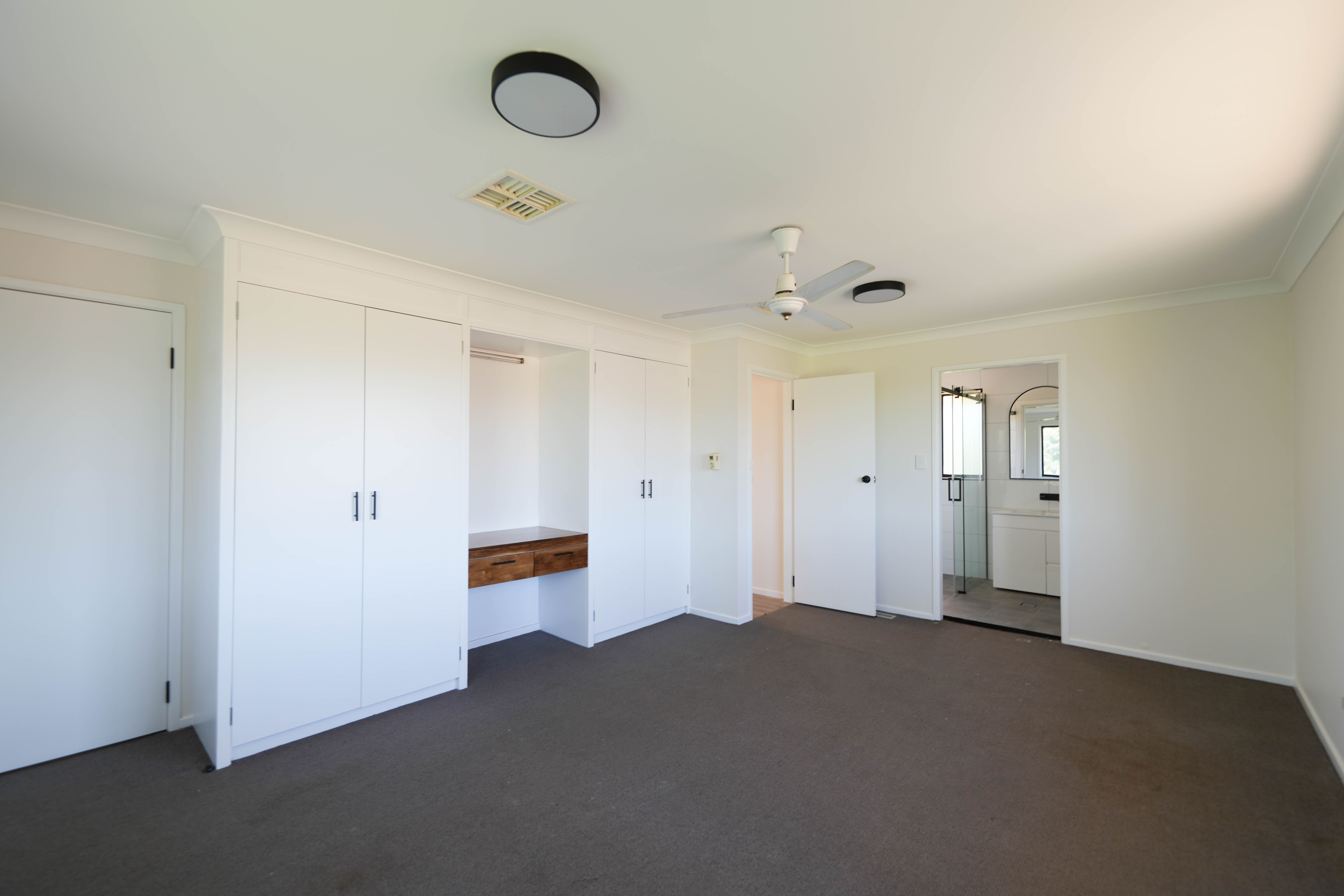 10 Bowditch Crescent — photo 8 of 17