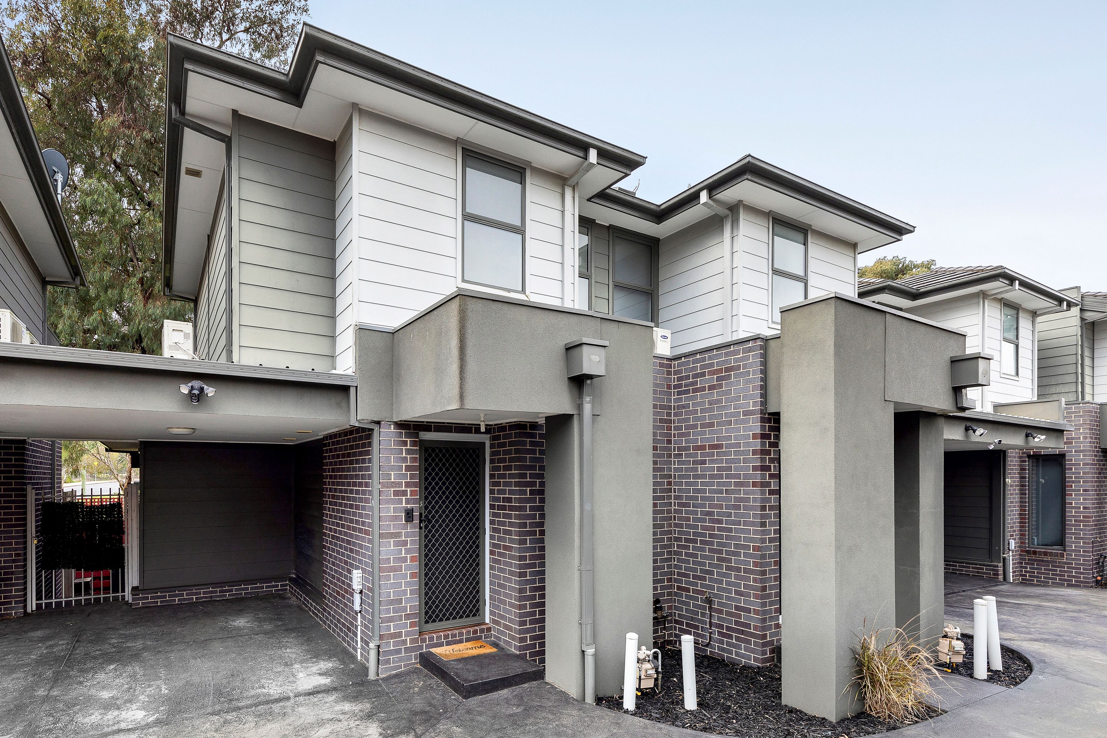 2/13 Rhodes Parade, Pascoe Vale VIC 3044