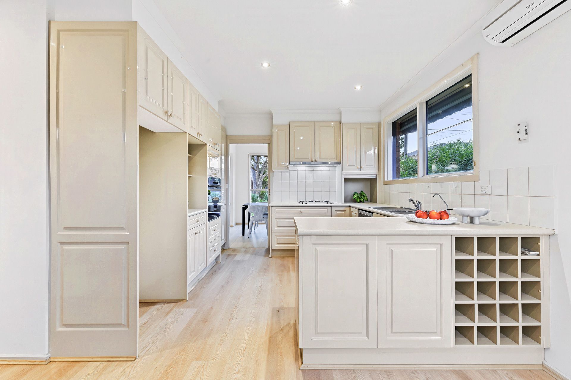 43 York Street — photo 8 of 20
