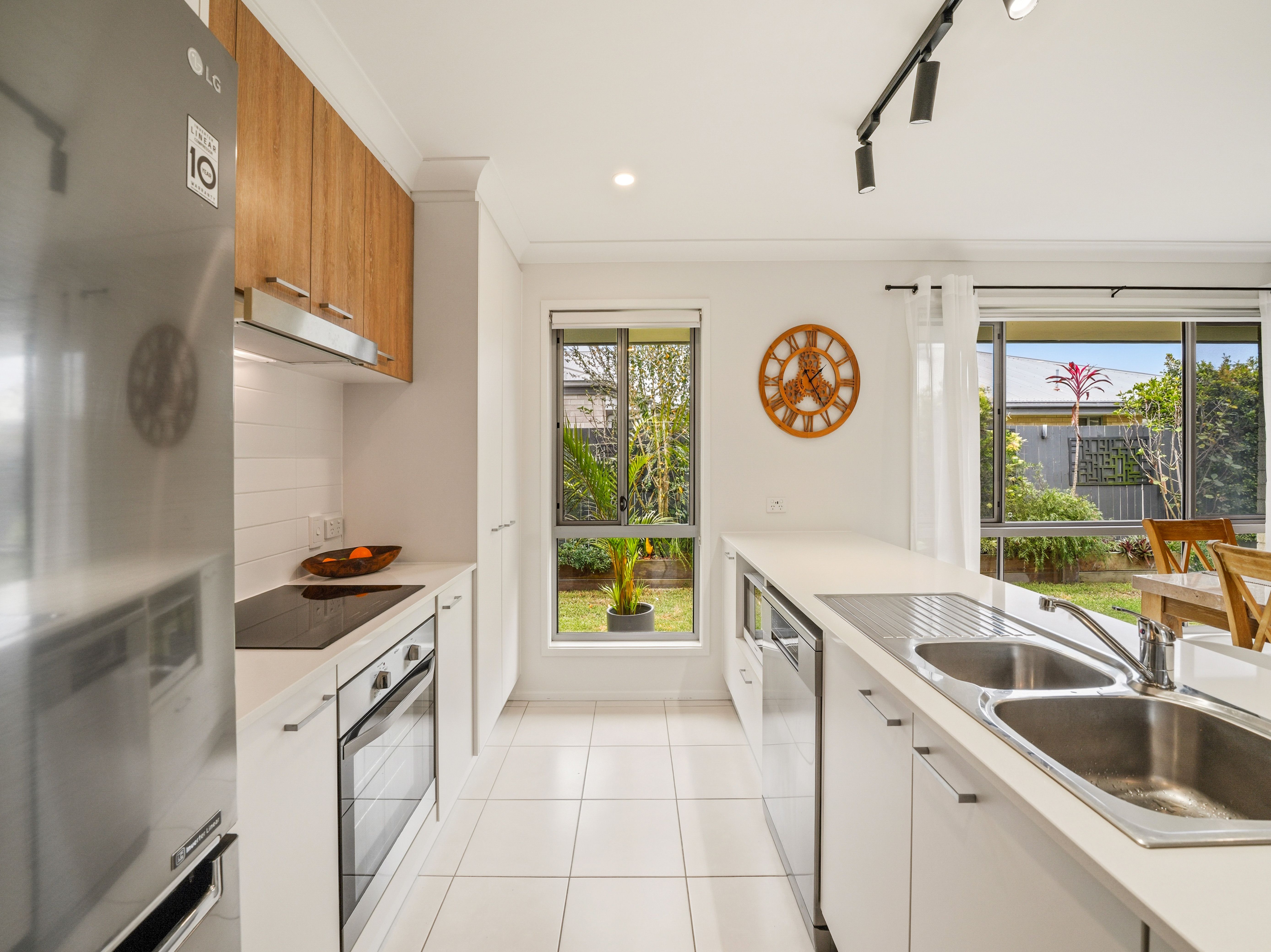 54 Emerald Street — photo 6 of 25