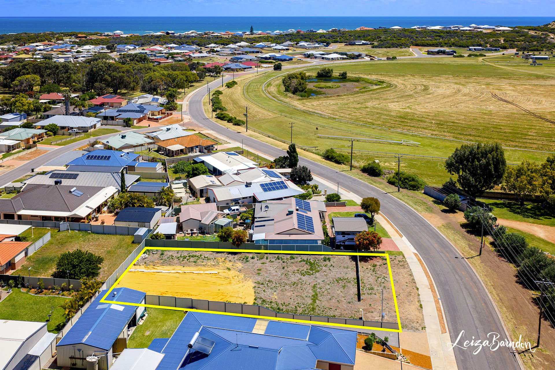 13 Pickering Drive , Dongara WA 6525