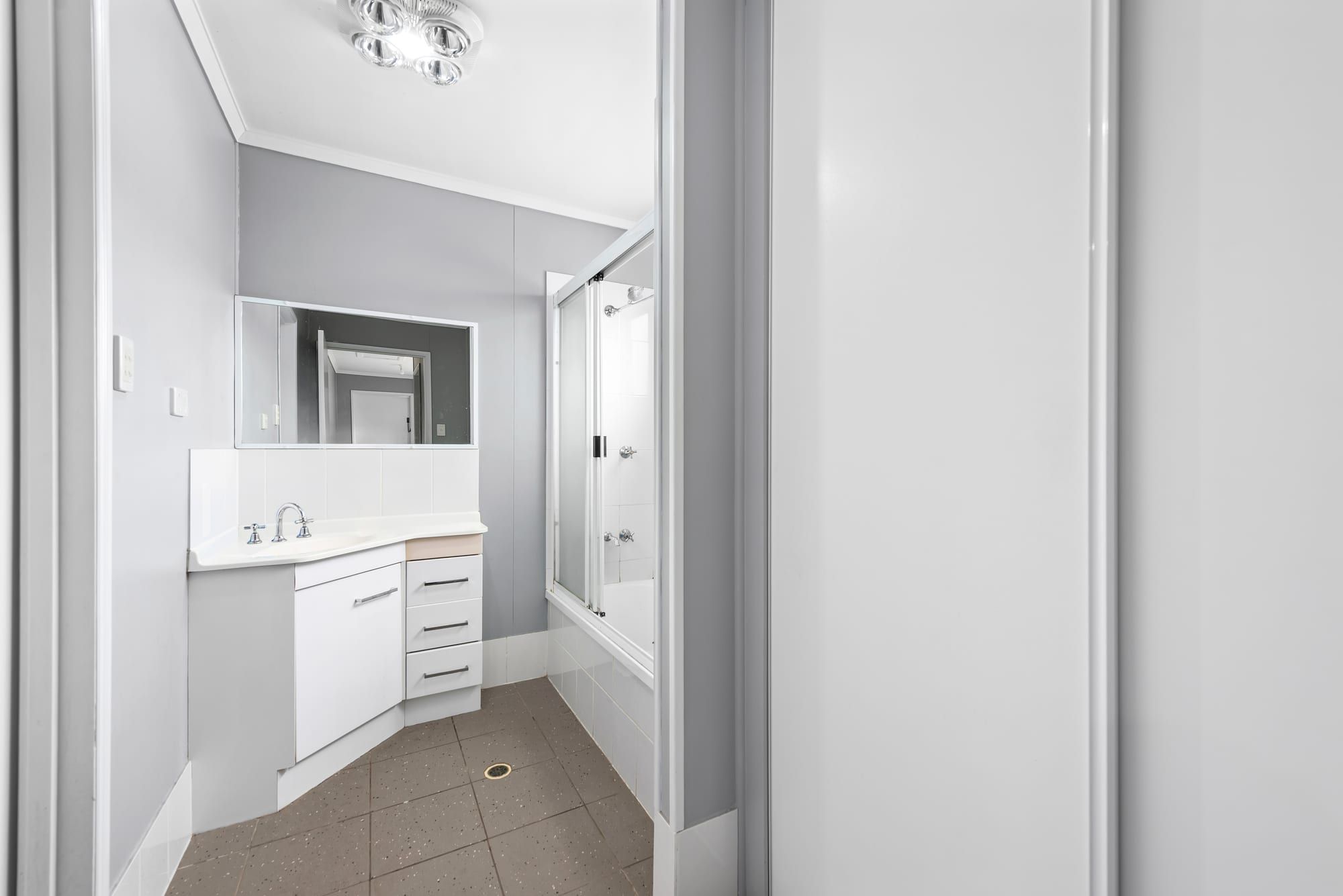 83 Arthur Street — photo 10 of 12
