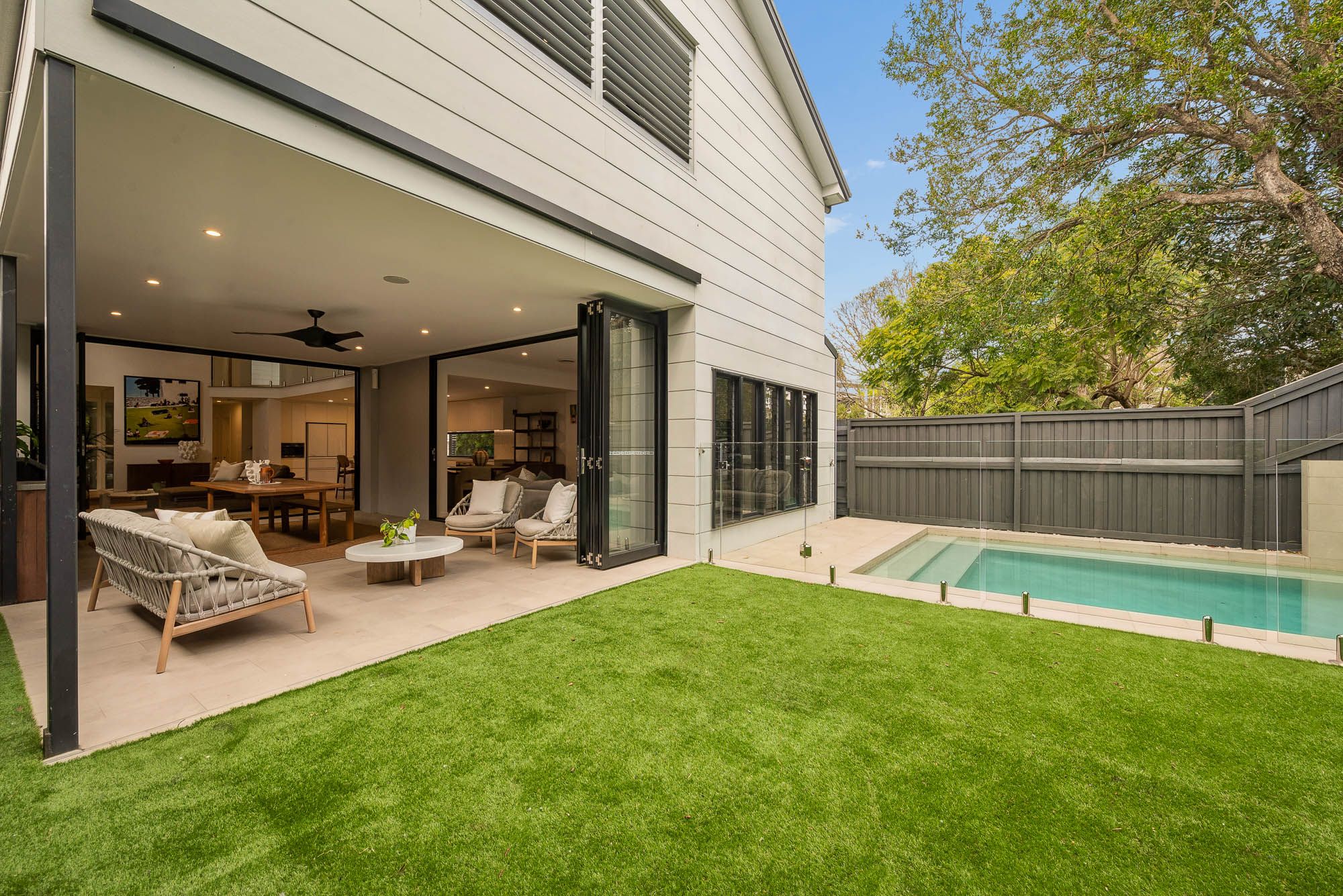 18 Thompson Street, Bulimba, QLD 4171