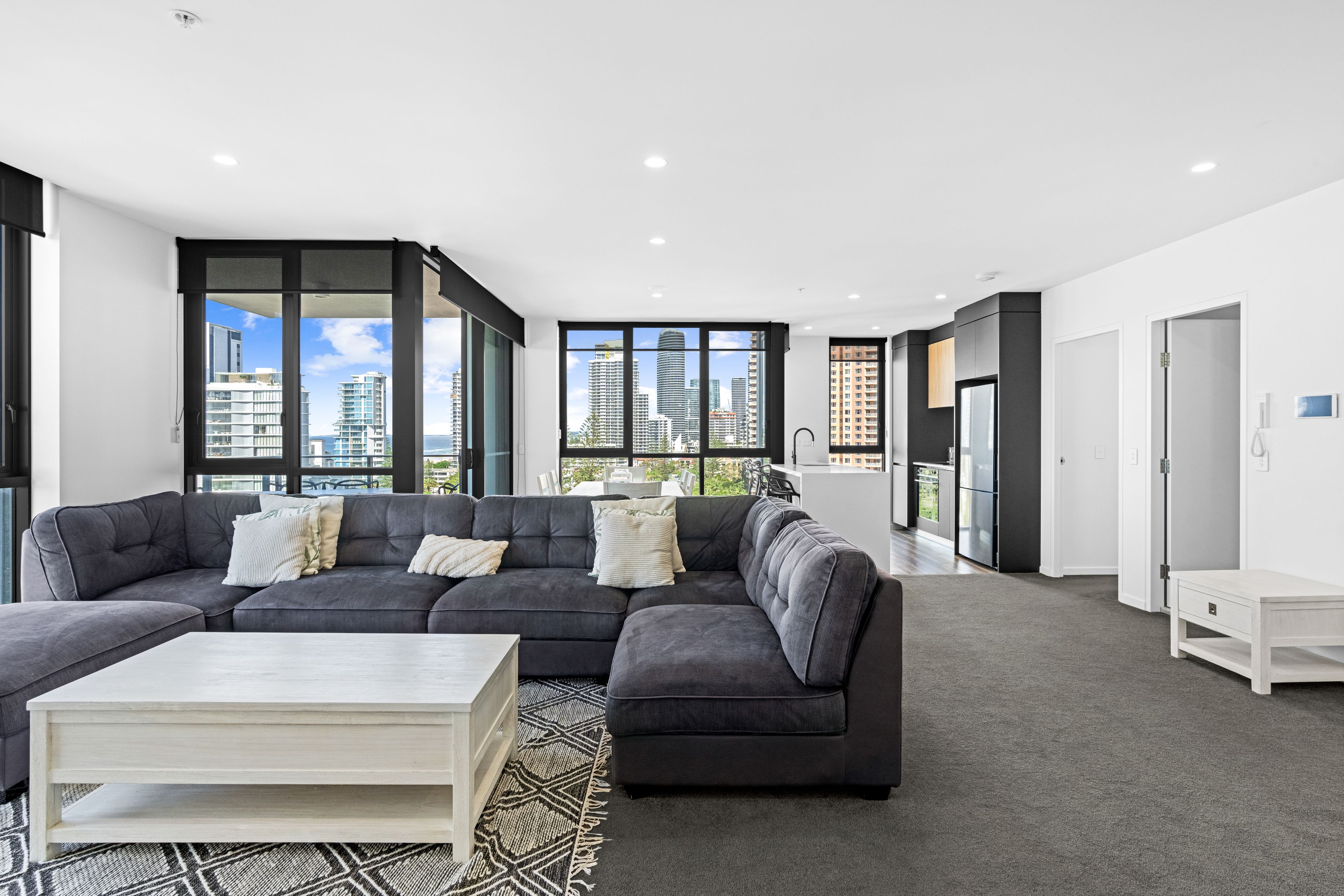 42/18 Chelsea Avenue, Broadbeach, QLD 4218