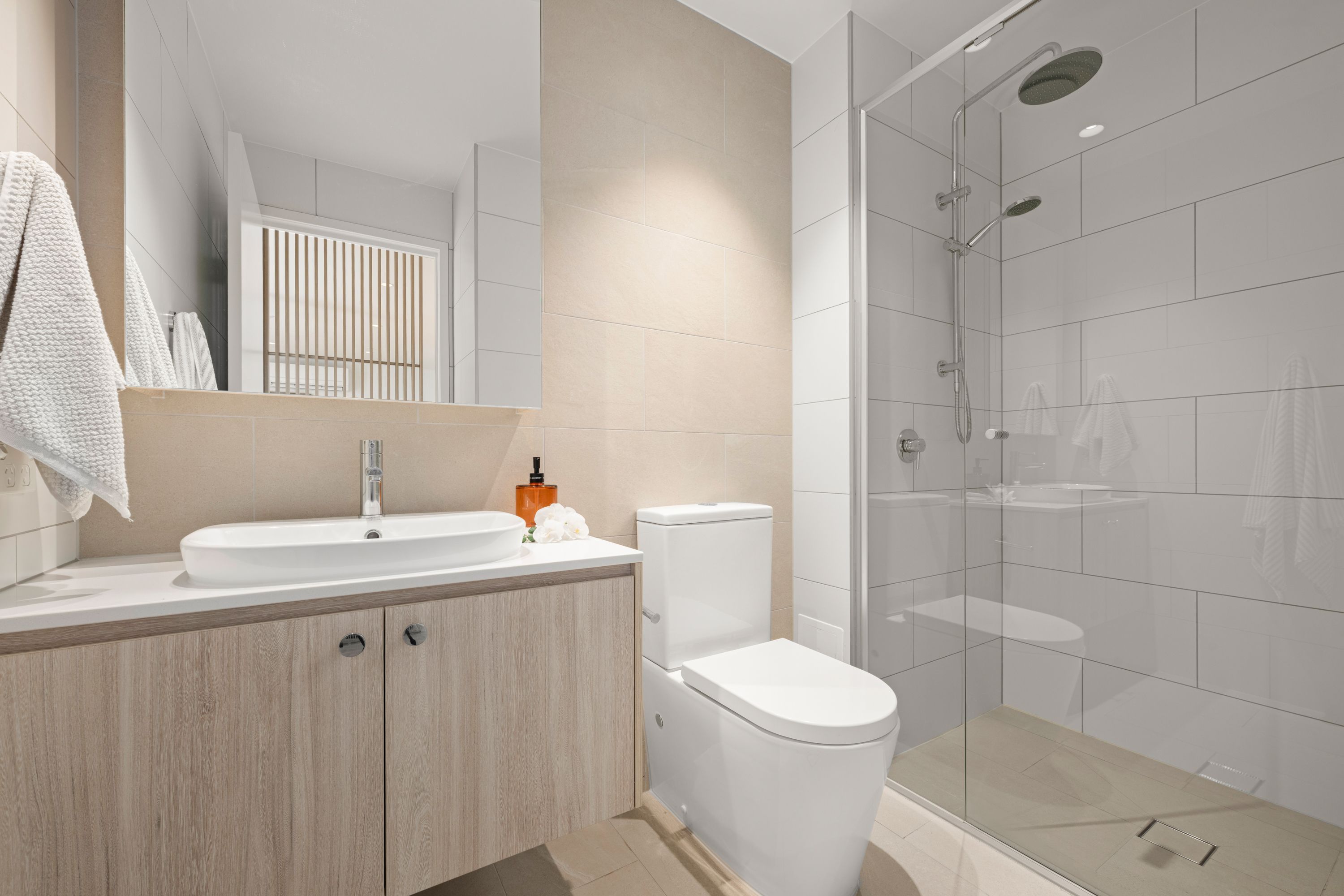 6408/6 Emporio Place — photo 18 of 25
