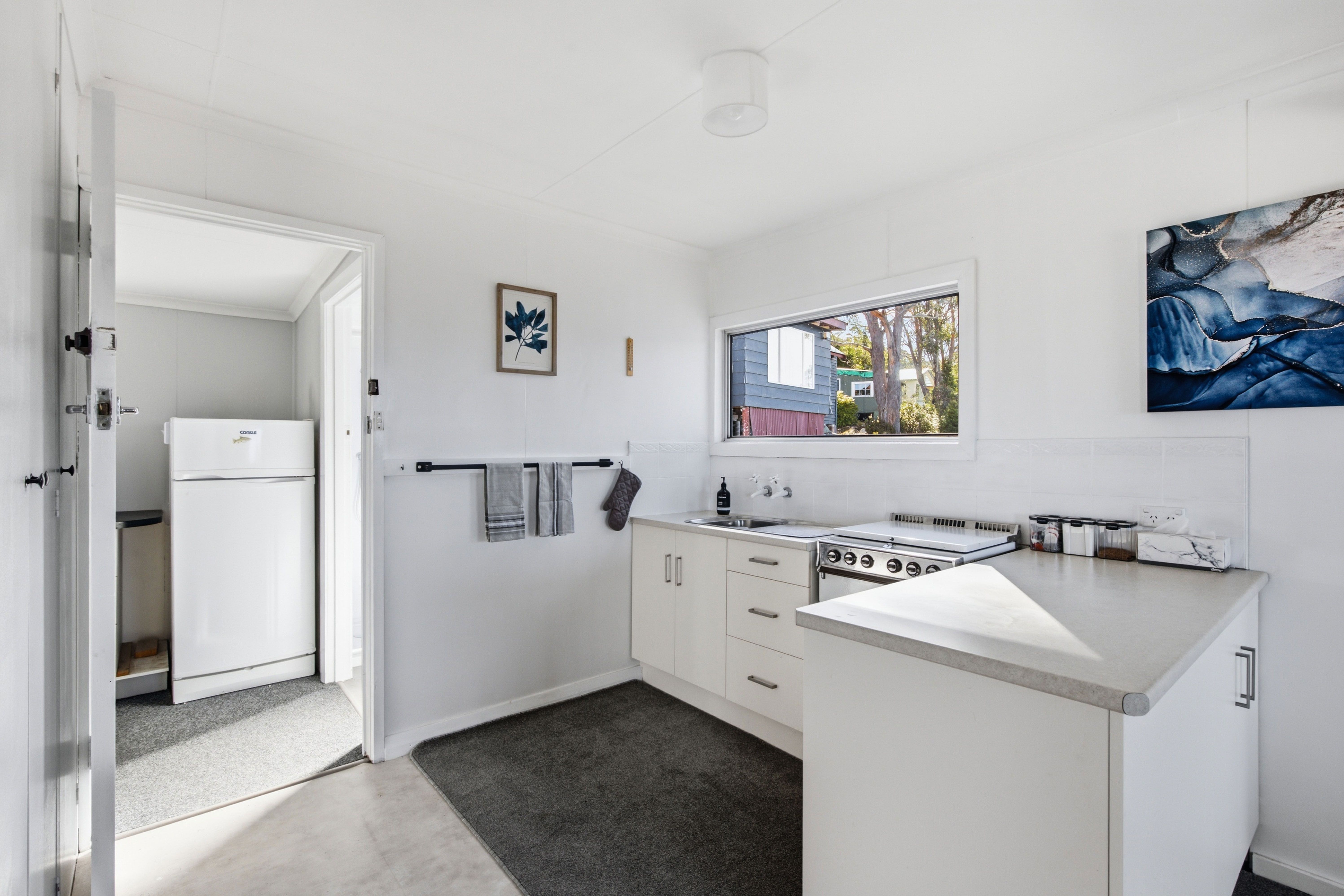 4 Brandum Bay Drive — photo 4 of 30