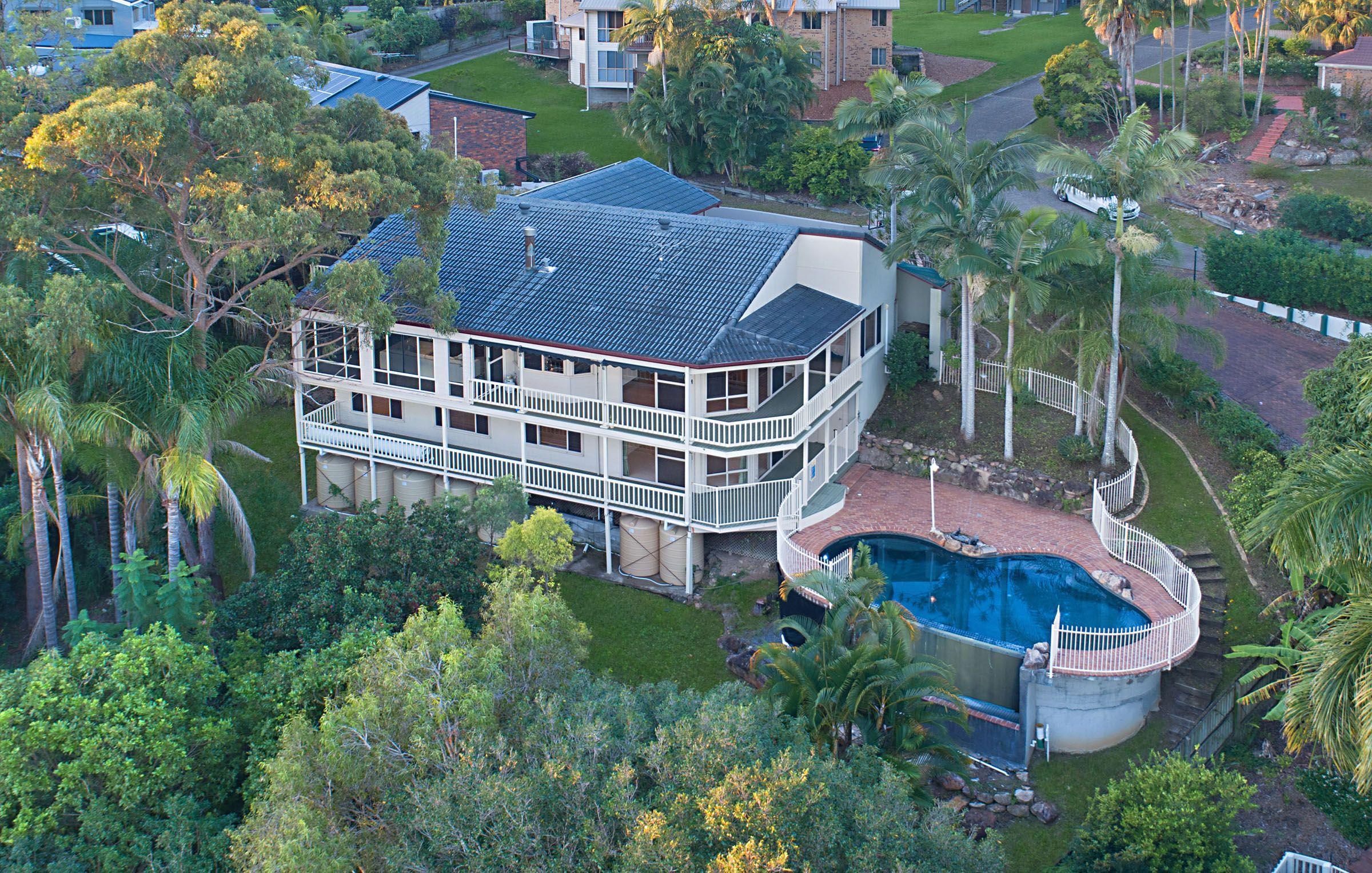 4 Flinders View, Springwood, QLD 4127